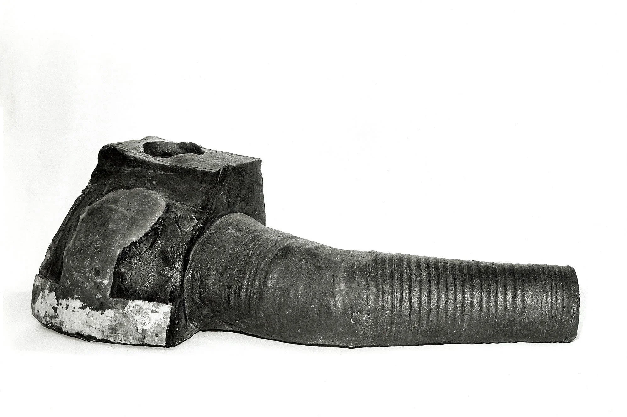 Leg Pot, 1962