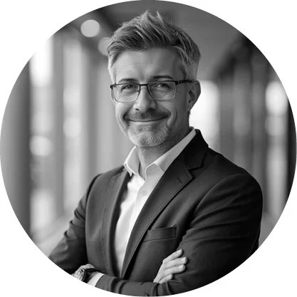 Image of Simon Bullock