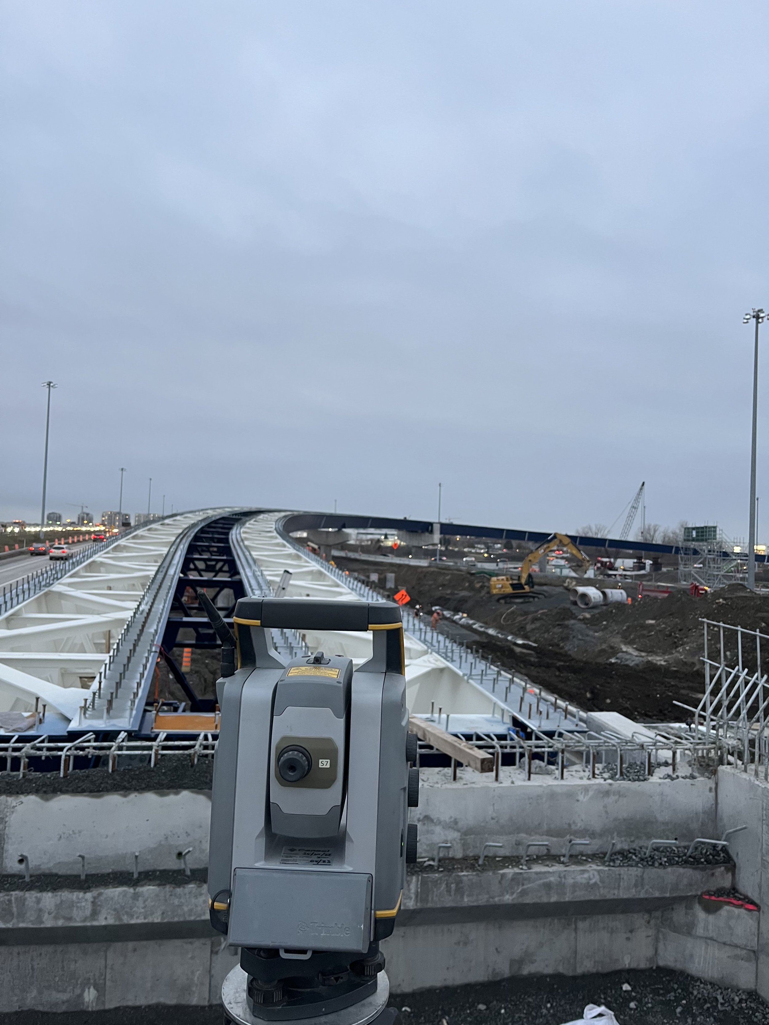 Autoroute 440 / 15 — Travaux civils et superstructure (Laval)