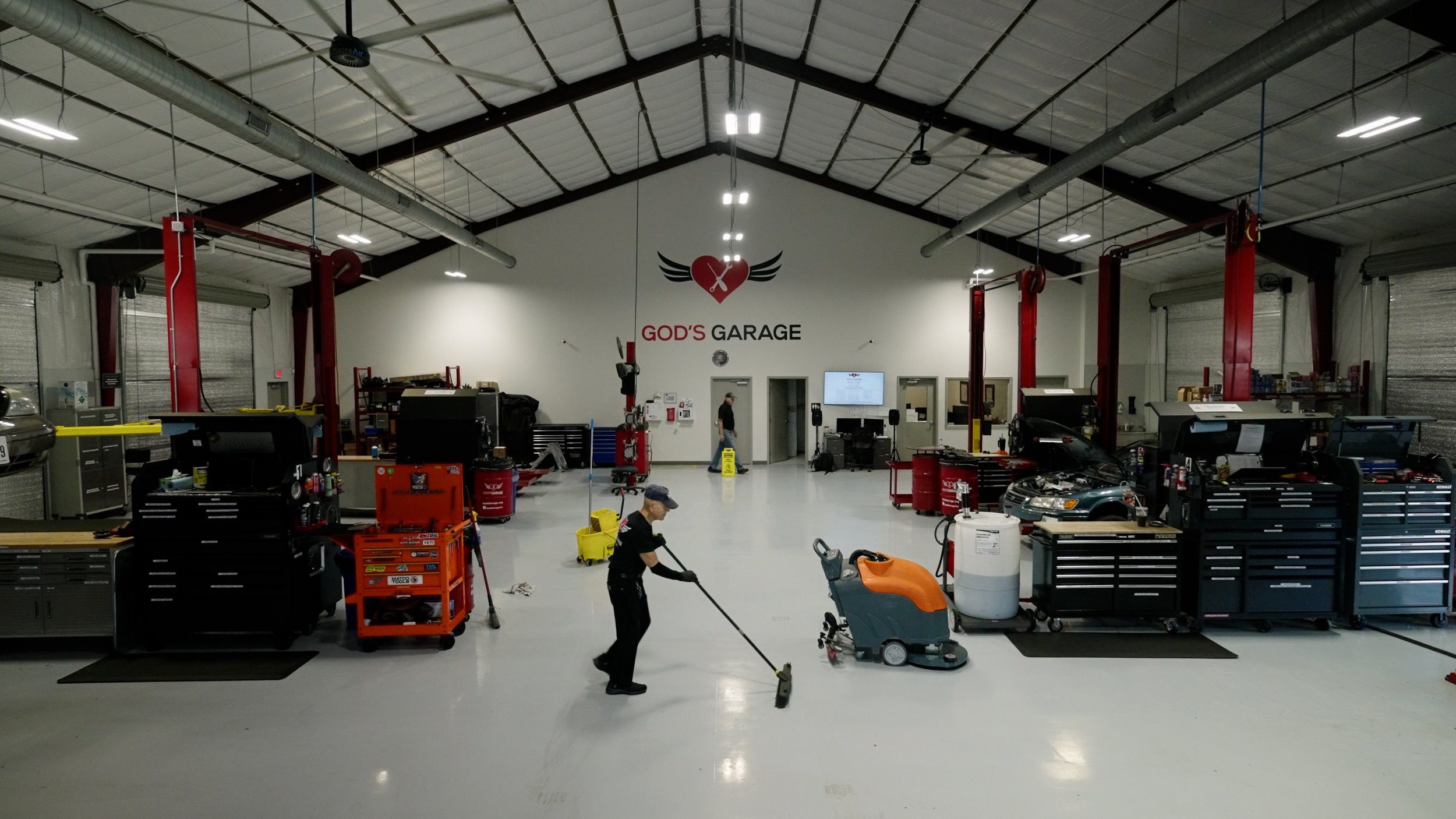 B roll Selects.06_22_45_12.Still240.jpg