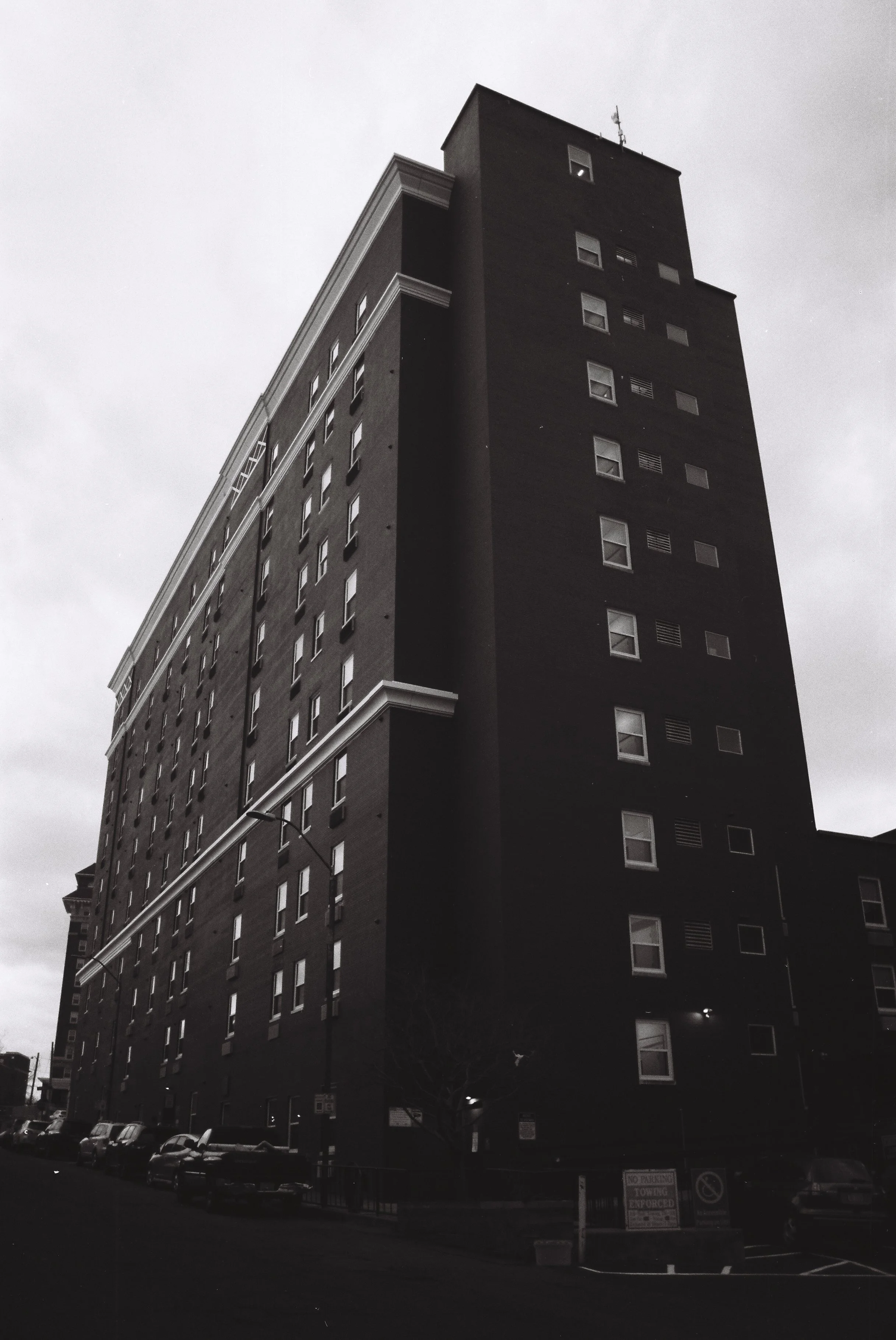 w121625009066-R1-026.jpg