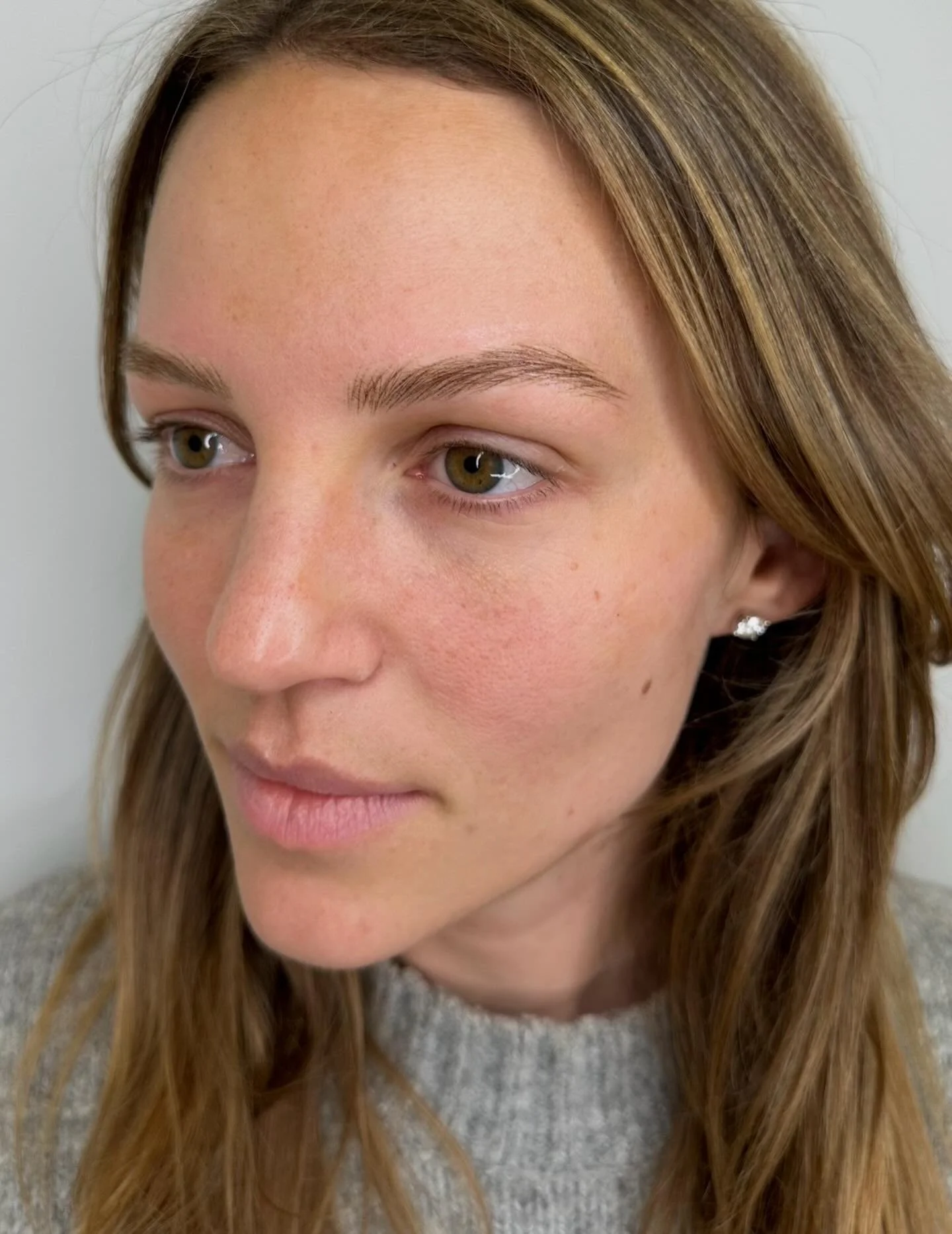 Brows so natural, no one will know&hellip; unless you tell them ✨

Book your hyper-realistic brows now
#TailAndBlush #HyperRealisticBrows #NaturalBrows #BrowGoals #SoftBeauty