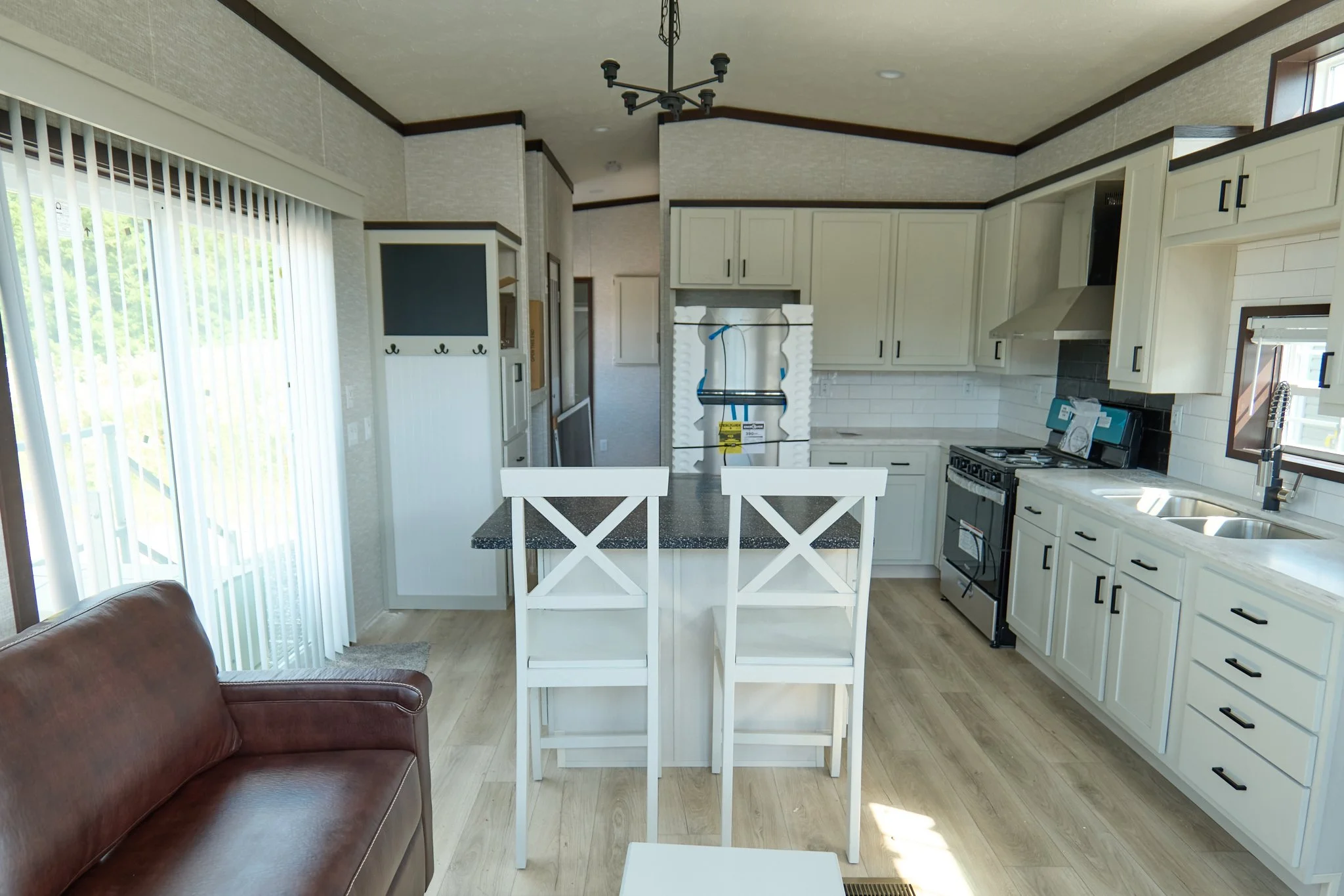 2026 Fairmont Country Manor 1480335.jpg