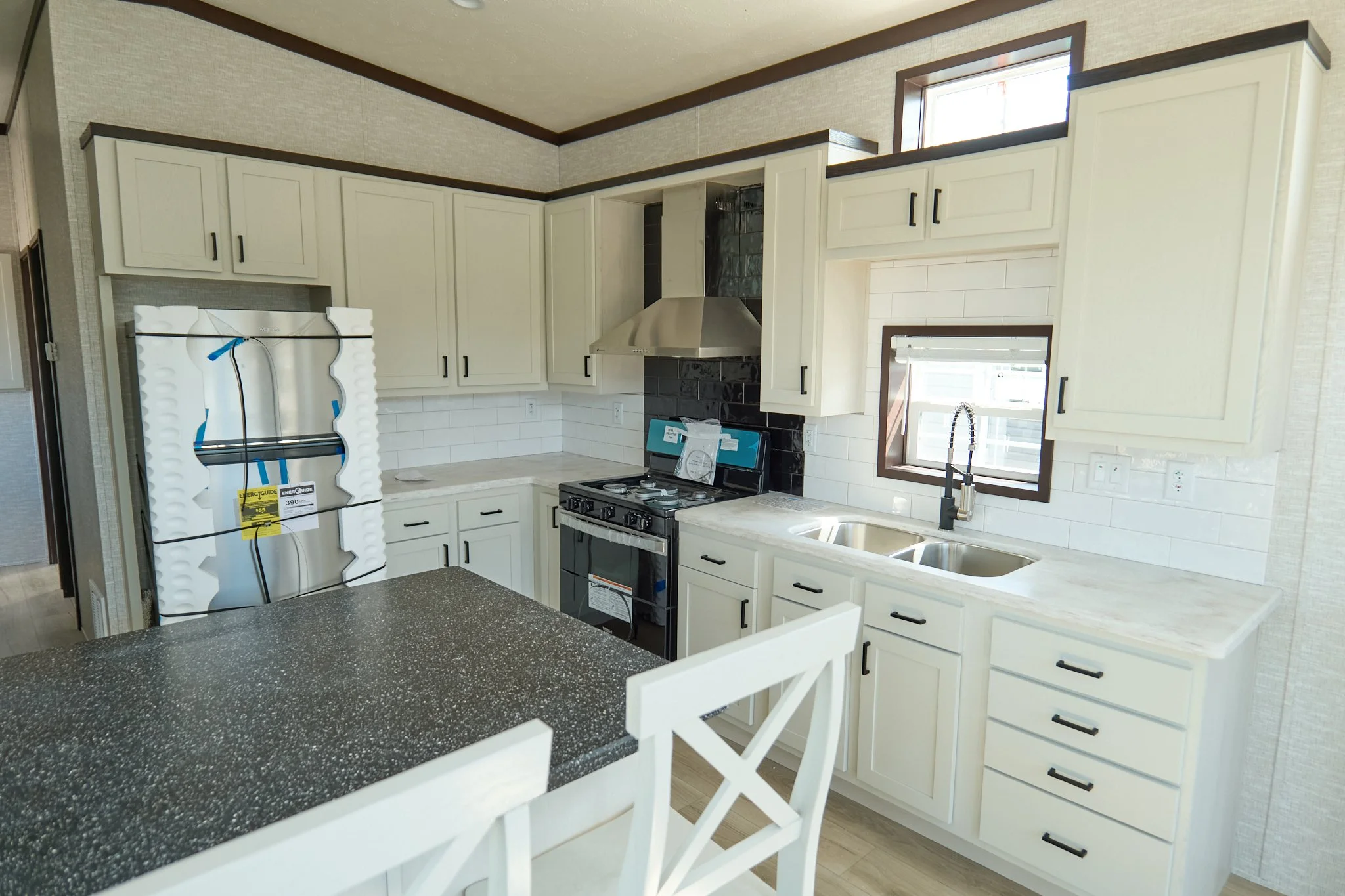 2026 Fairmont Country Manor 1480333.jpg