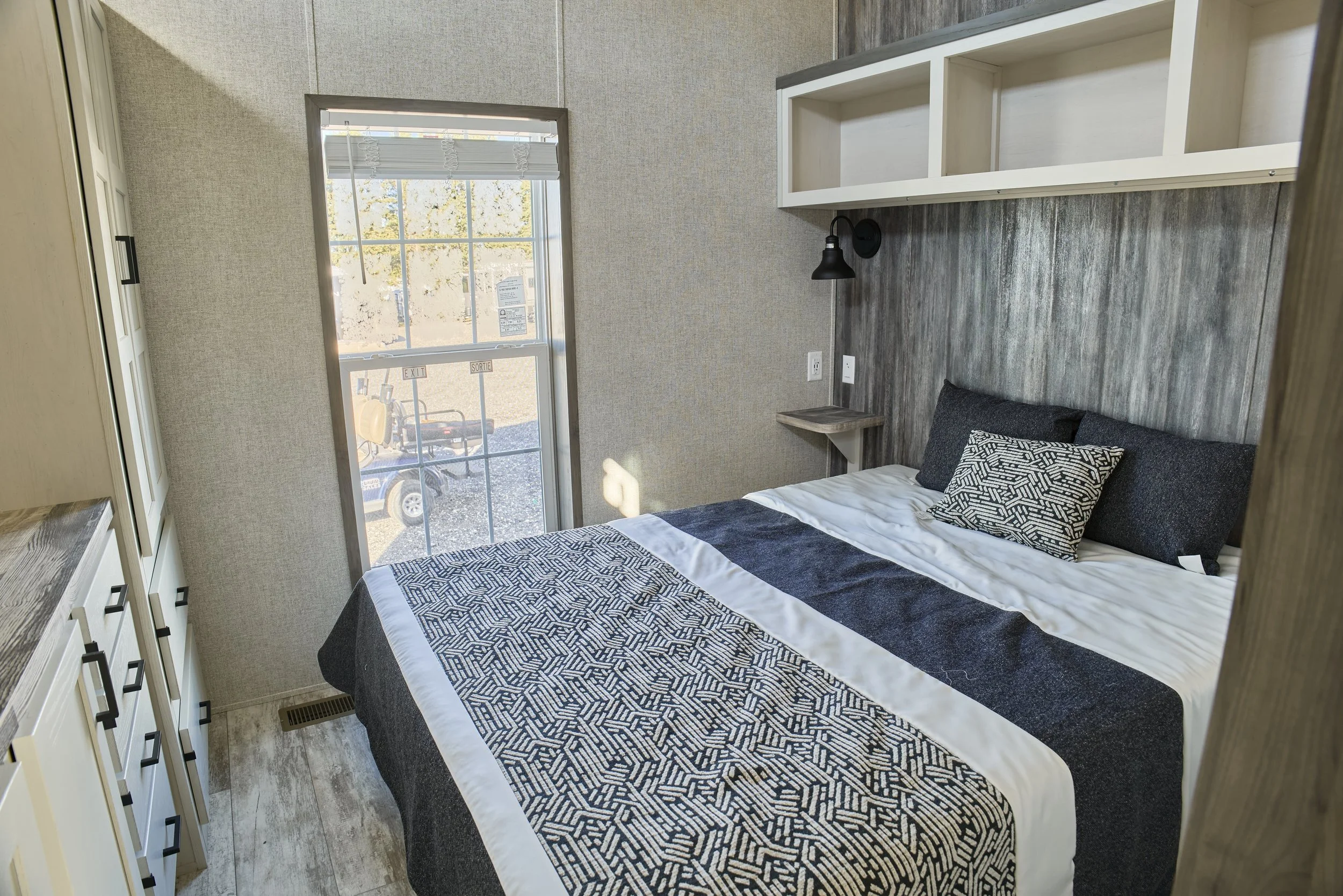 New 2025 Fairmont CAVCO 150 SERIES 191002 3-lr.jpg