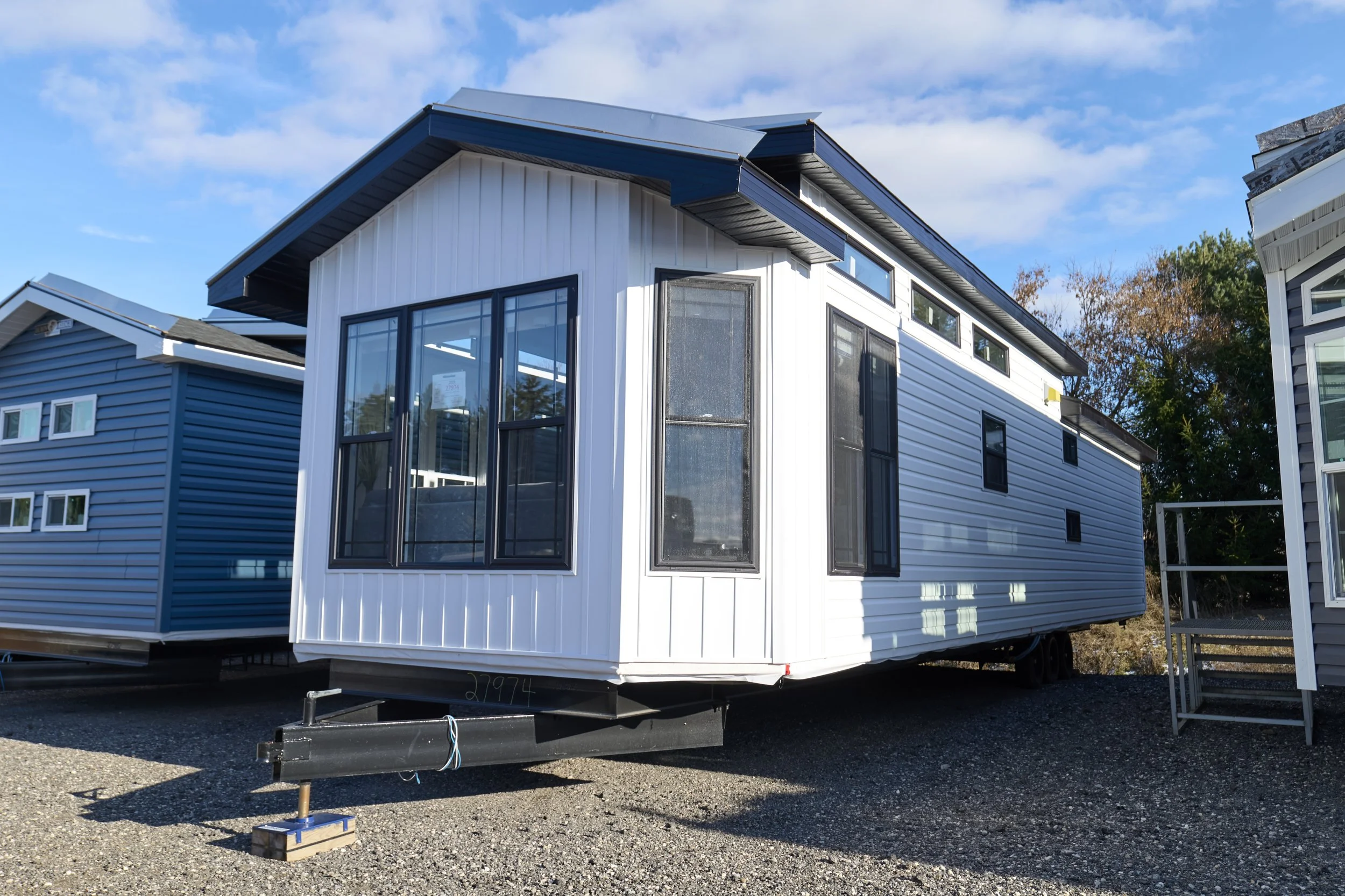 New 2025 GENERAL COACH RESORT SERIES RIDGETOWN 1-lr.jpg