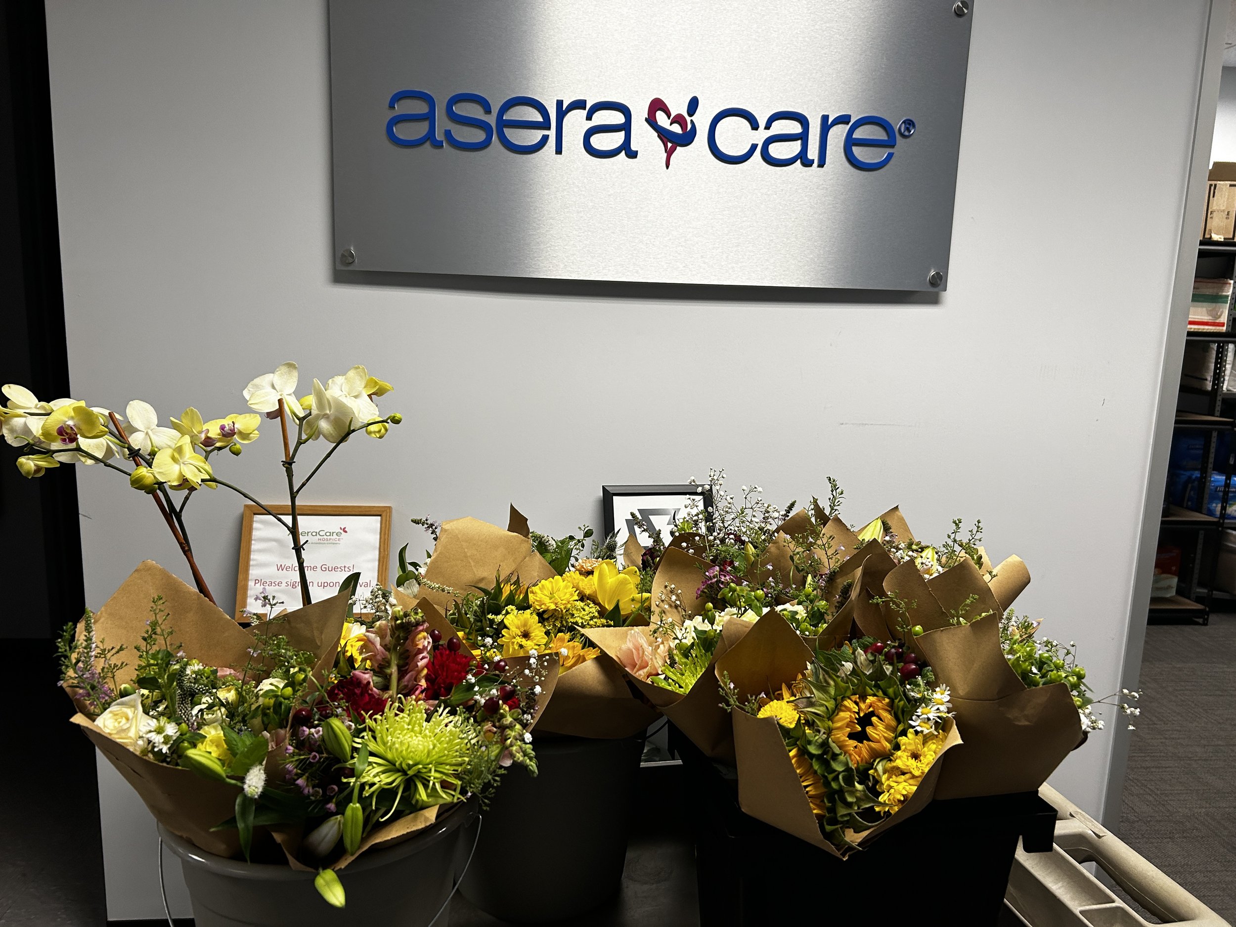 8/24 - Flowers to bring comfort to patients at AseraCare Hospice! And a big thank you to Whole Foods Markets for helping us make a difference!