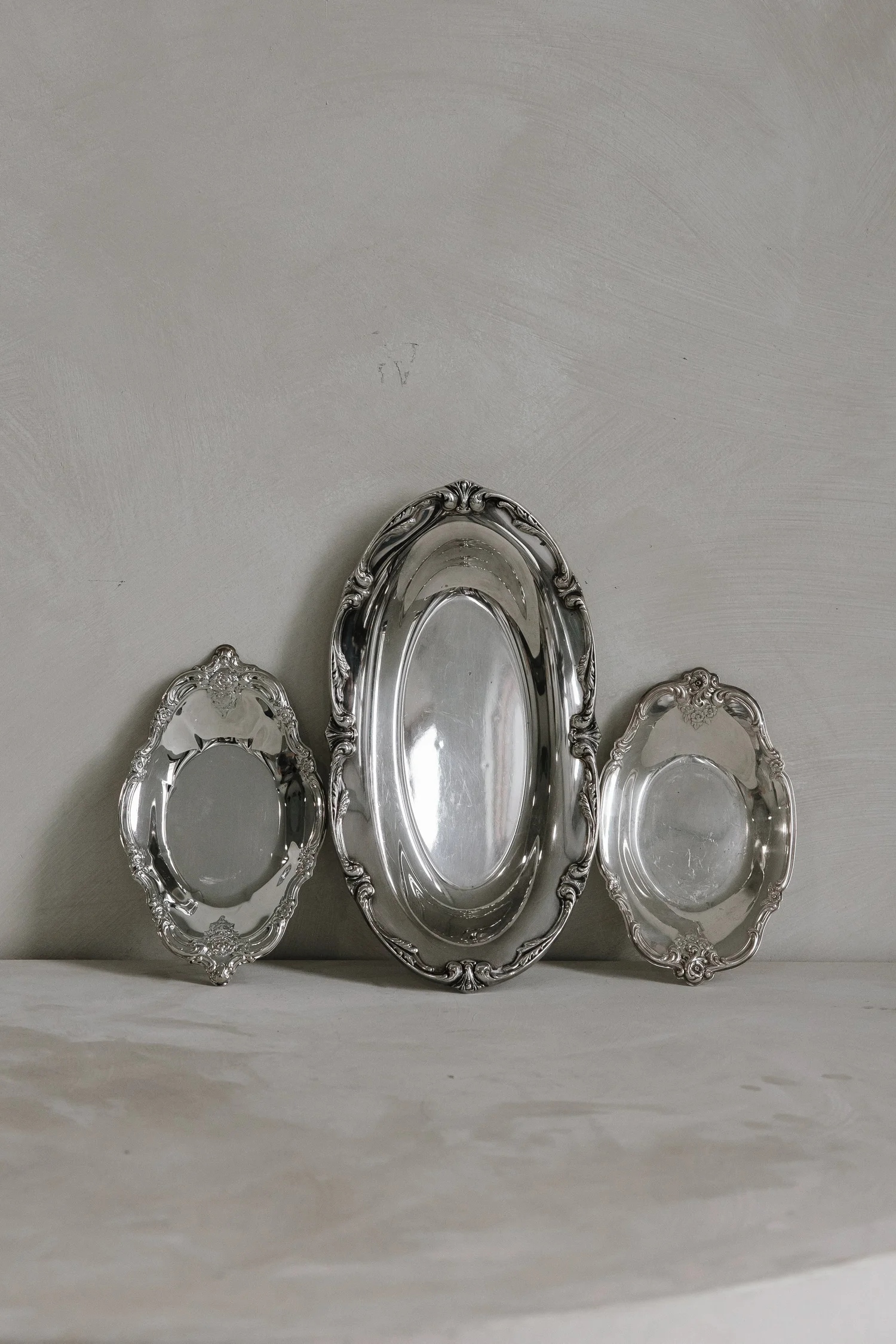 Ornate silver oval dish set (3), photo 1