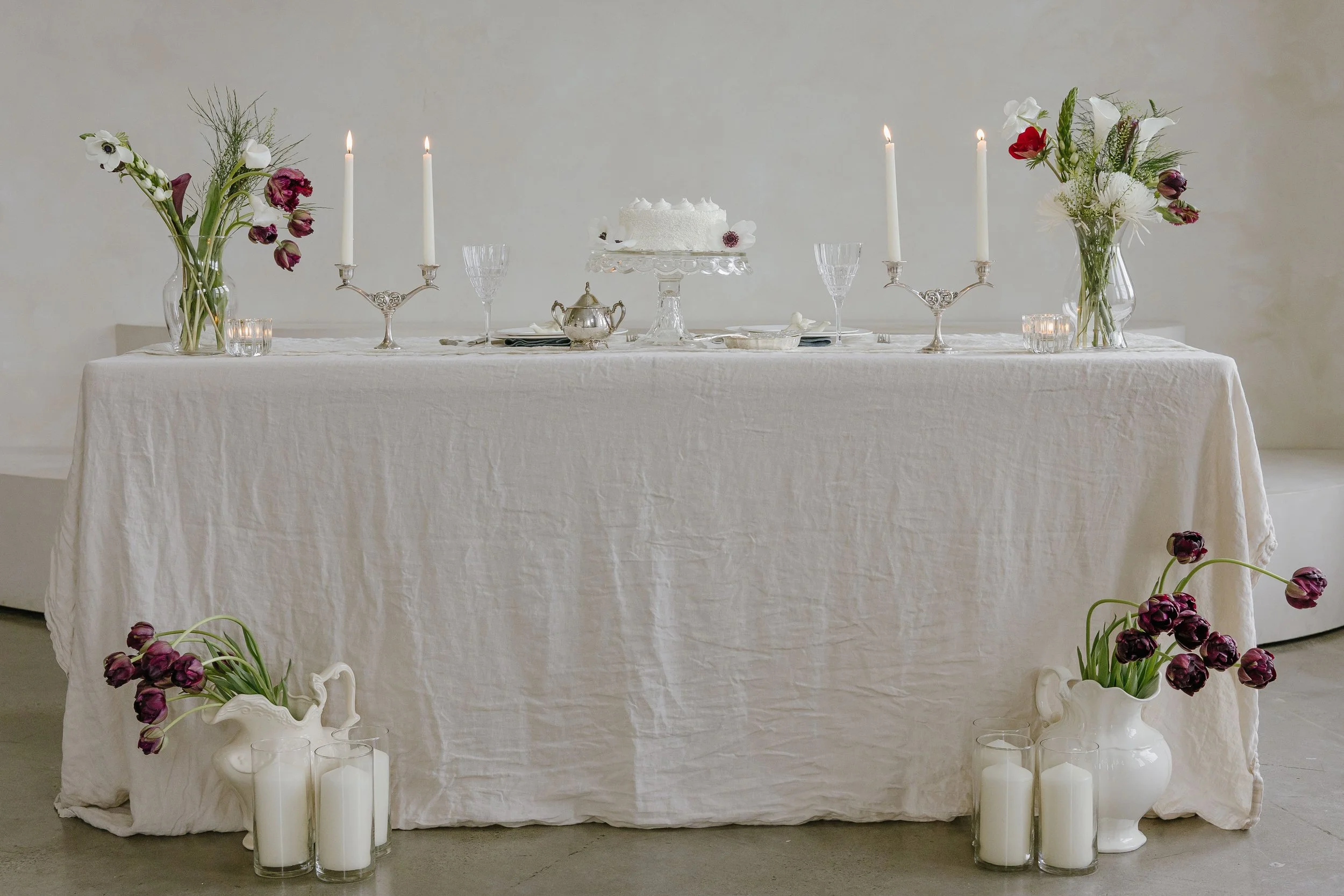 Sweetheart table styled by Era