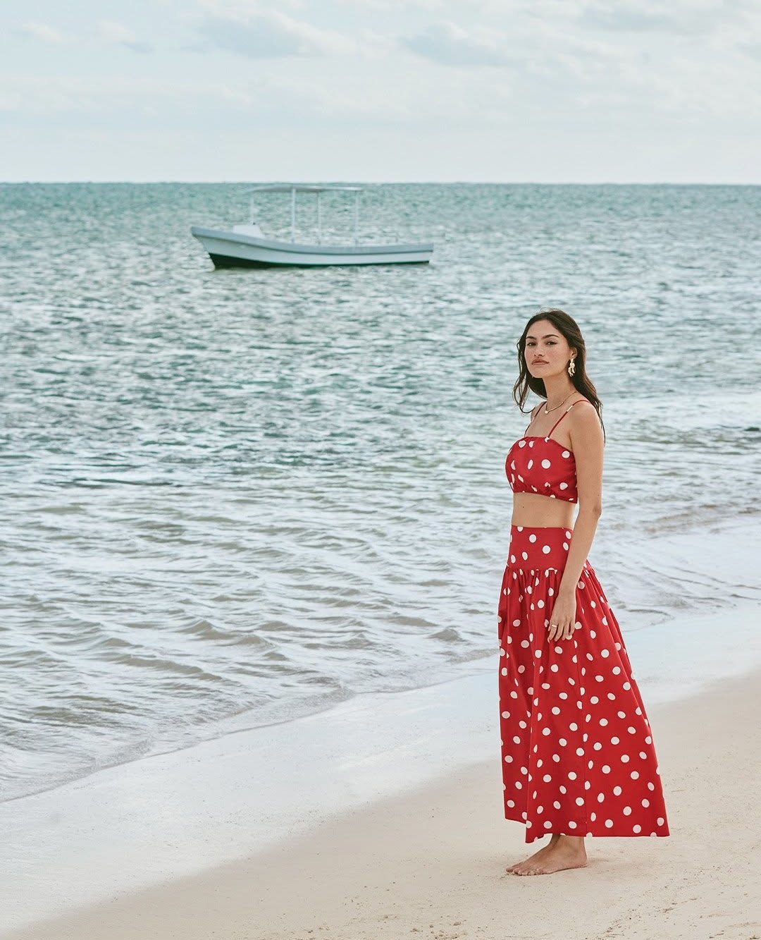 Be stylish and soak up the sun with effortless looks from @loft. ☀️

#loft #summer #outfitinspo