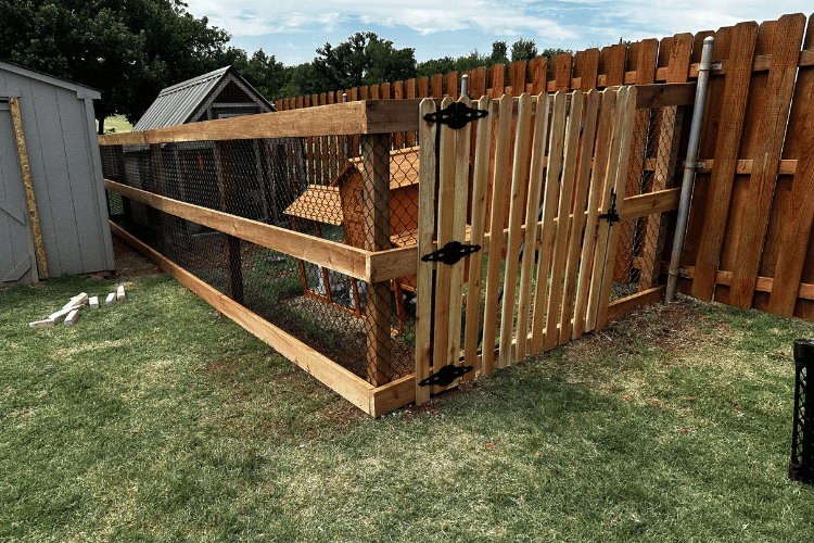 cedar farm fence installed OKC