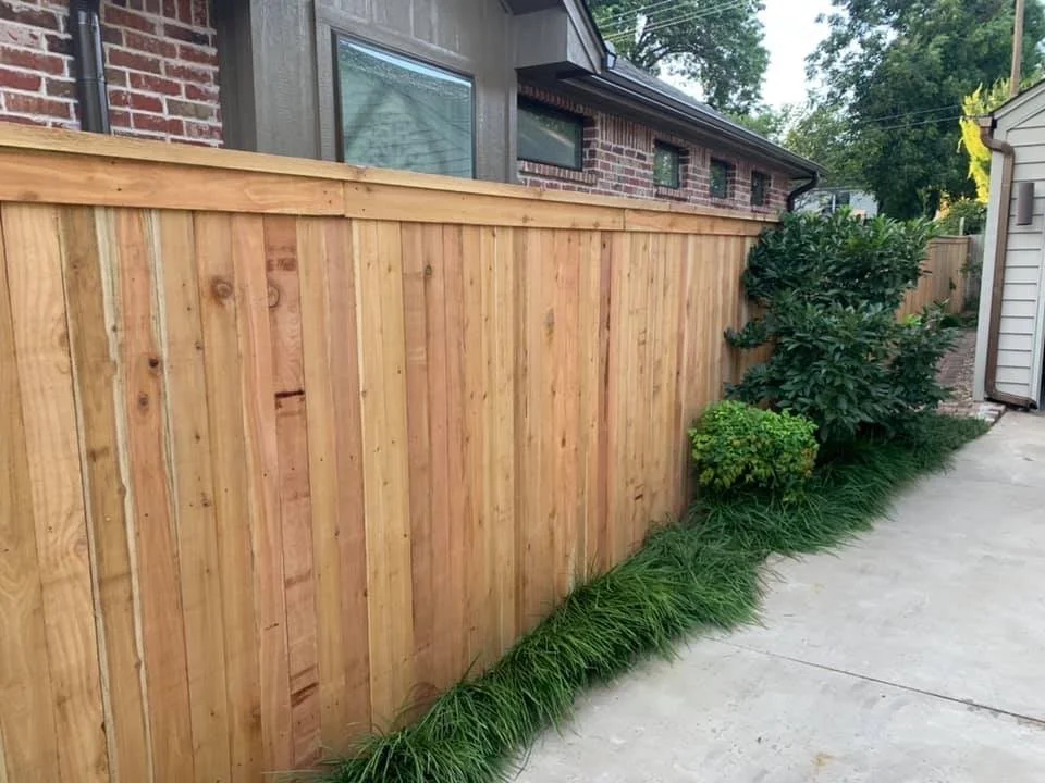okc cedar wod privacy fence installation