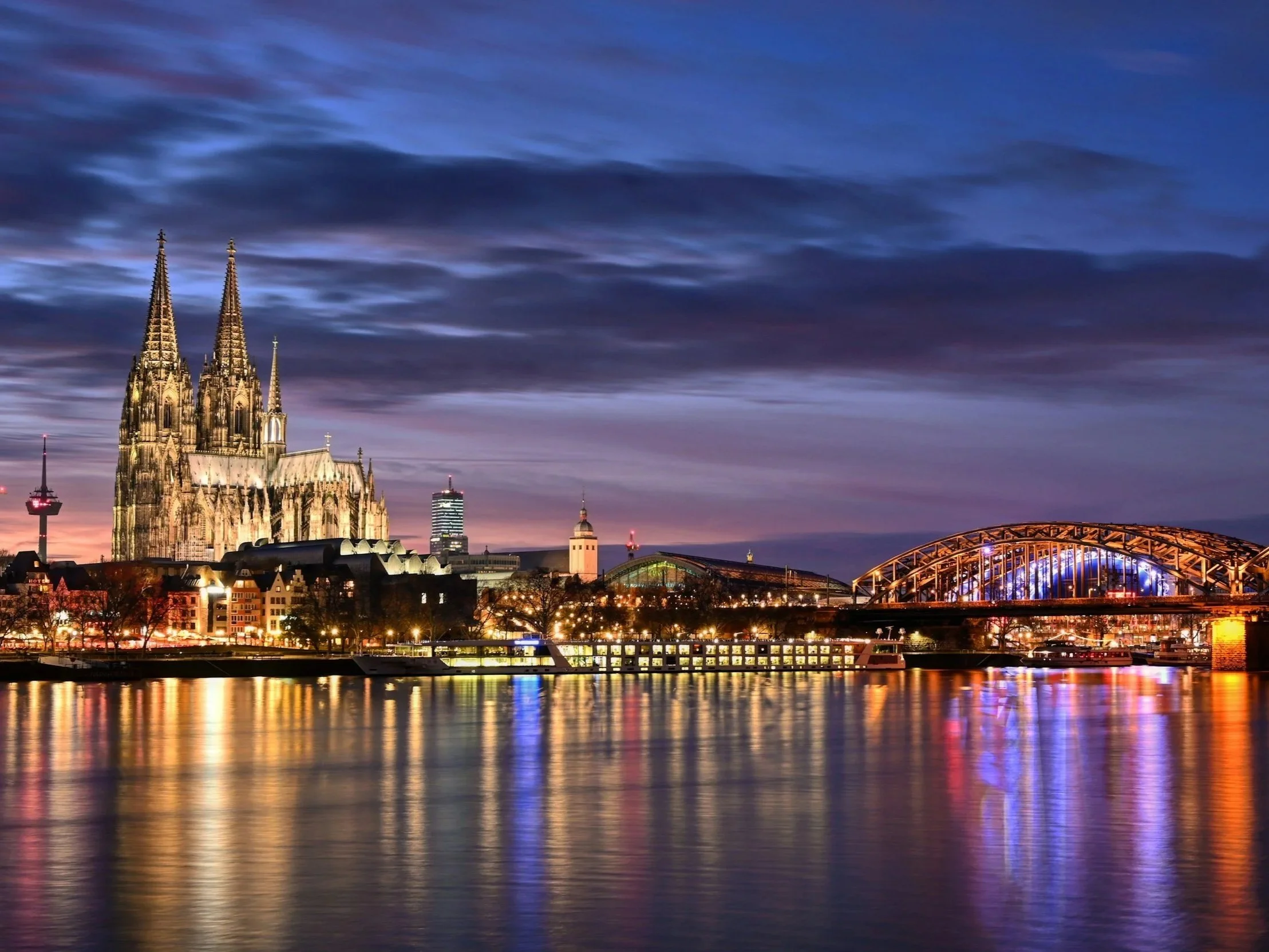 Cologne (Gamescom) - Sign Up to Get Notified