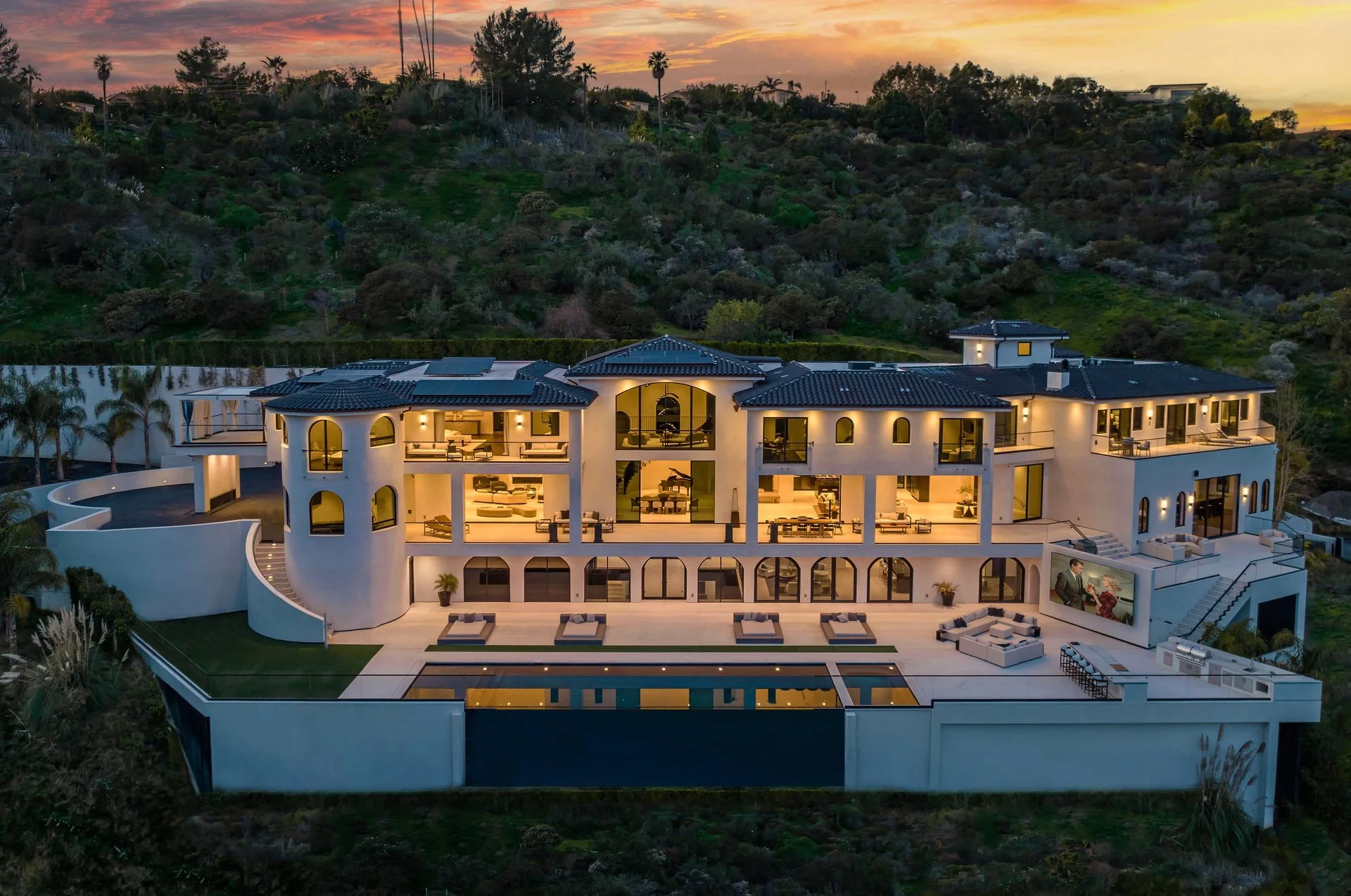 Buying a Home in the U.S. as a Foreign National in 2026: No U.S. Credit Needed