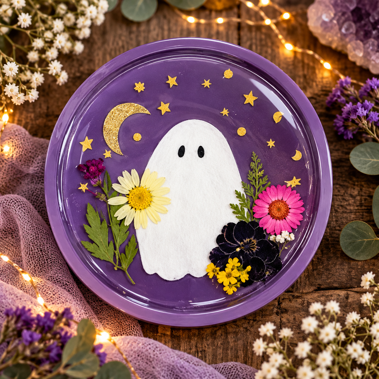 Trinket with Ghost.png