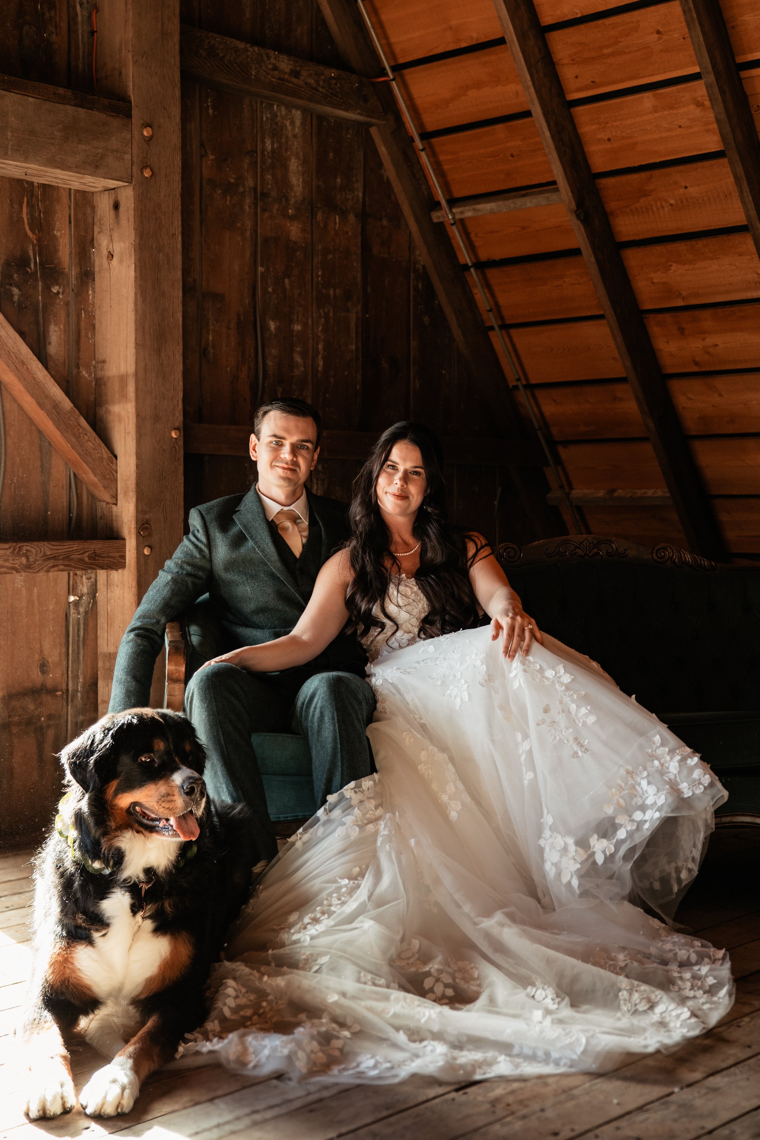 Country Side Barn Lethbridge Wedding. reign photography