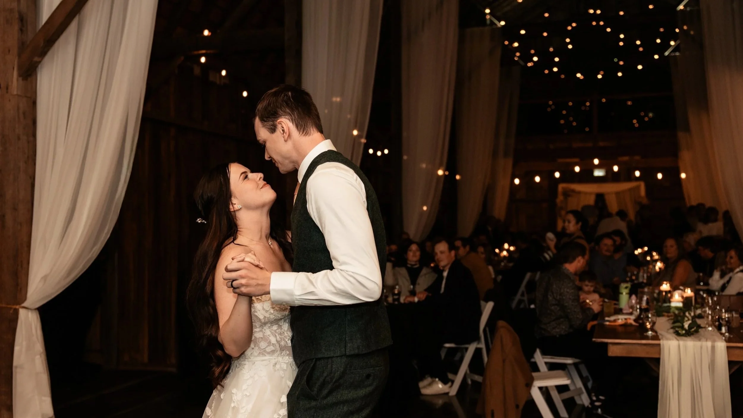 Reign Photography Country side Barn Wedding