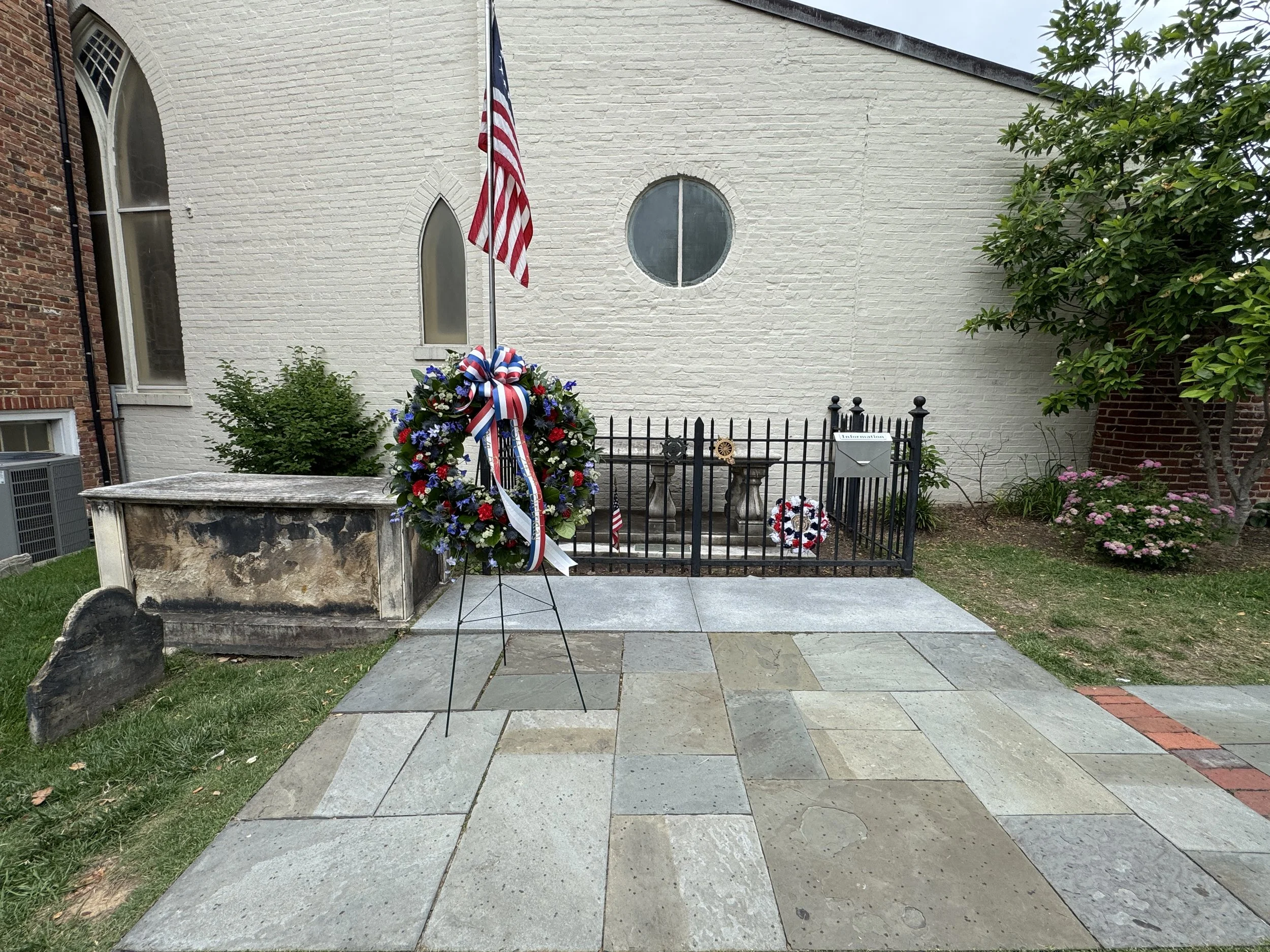 Tomb of the Unknown Soldier of the American Revolution