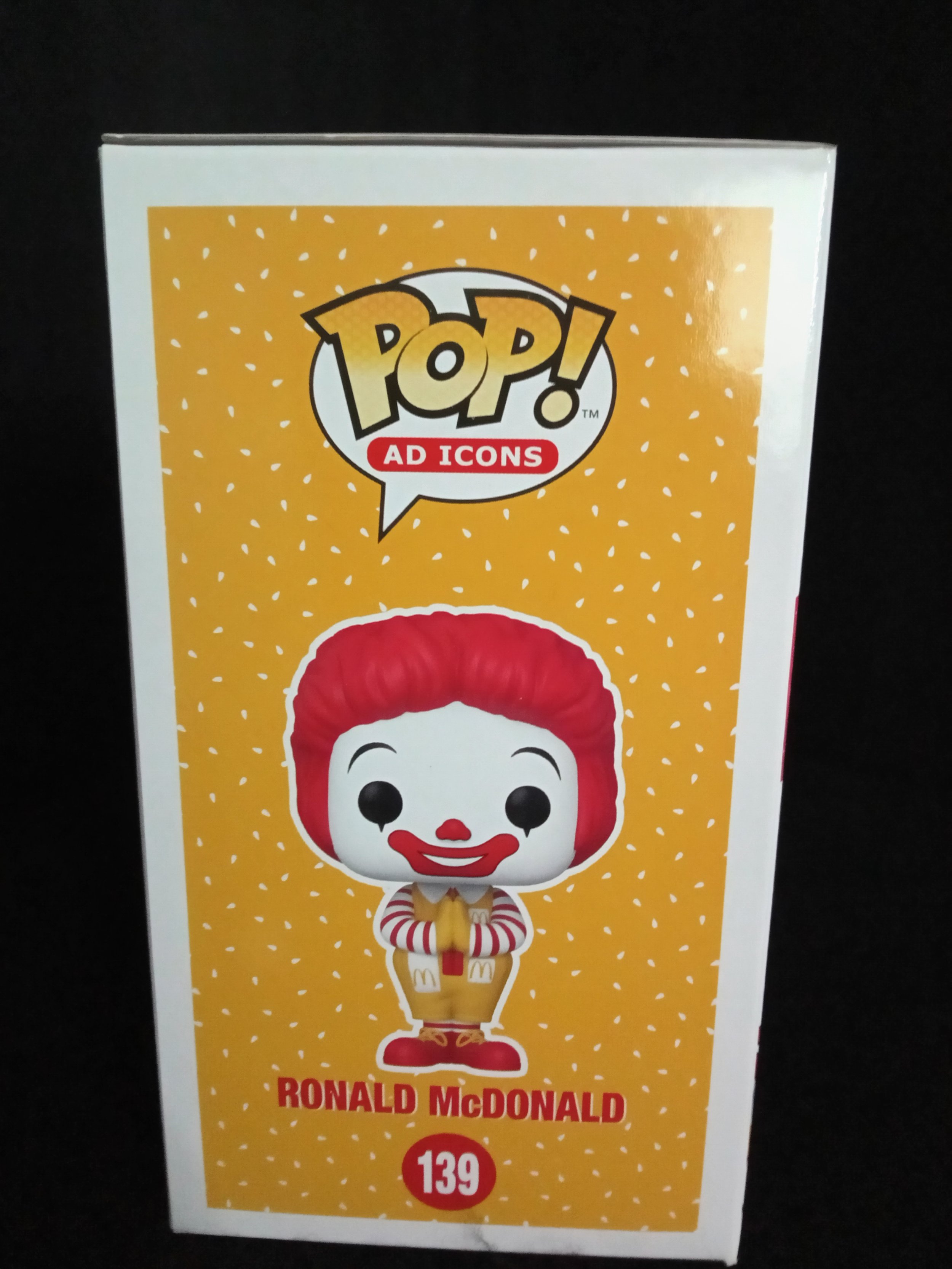 Ronald McDonald 139 - Thailand - Right - Funko Pop!.jpg