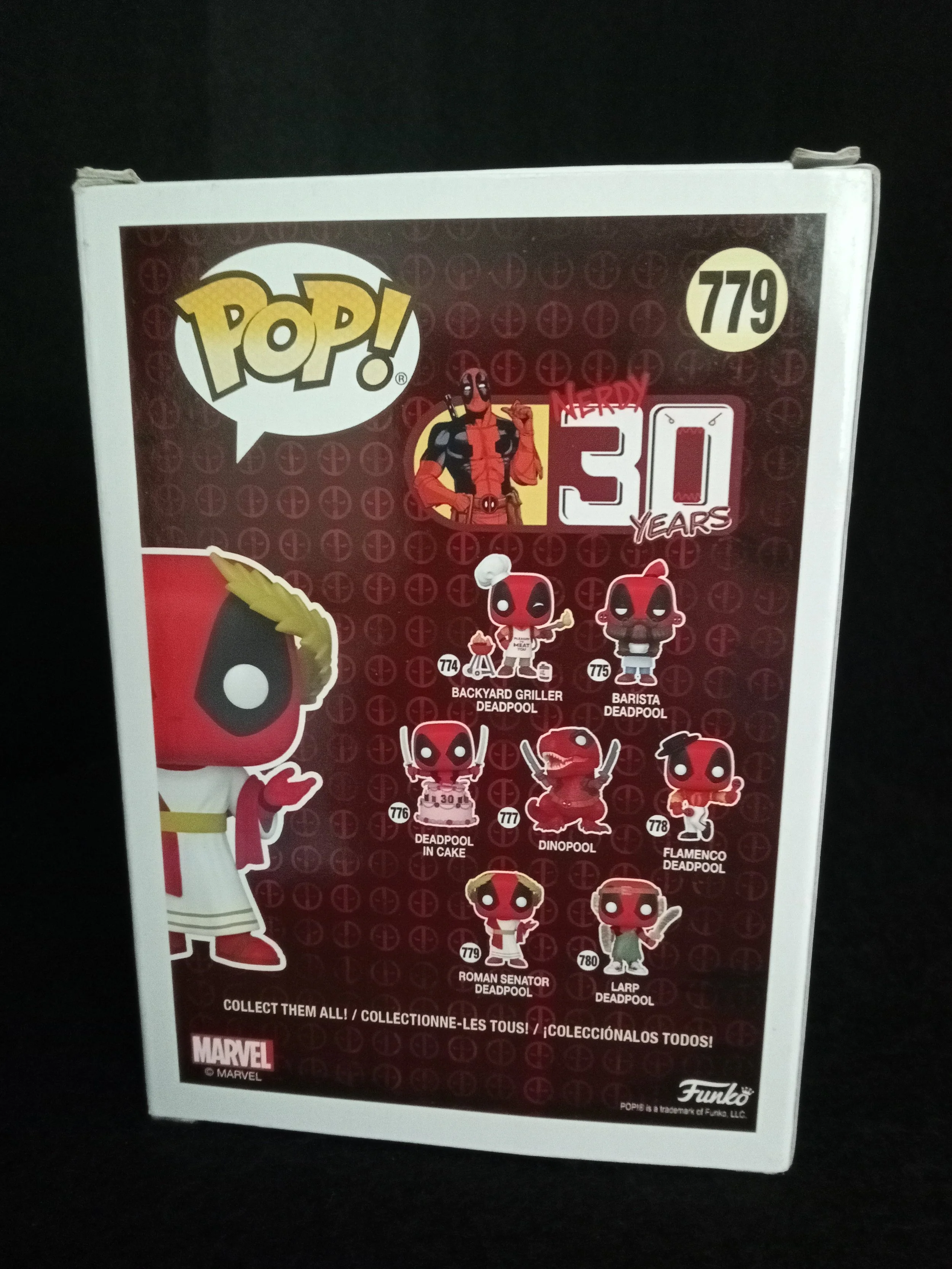 Roman Senator Deadpool 779 - 3 - Funko Pop!.jpg