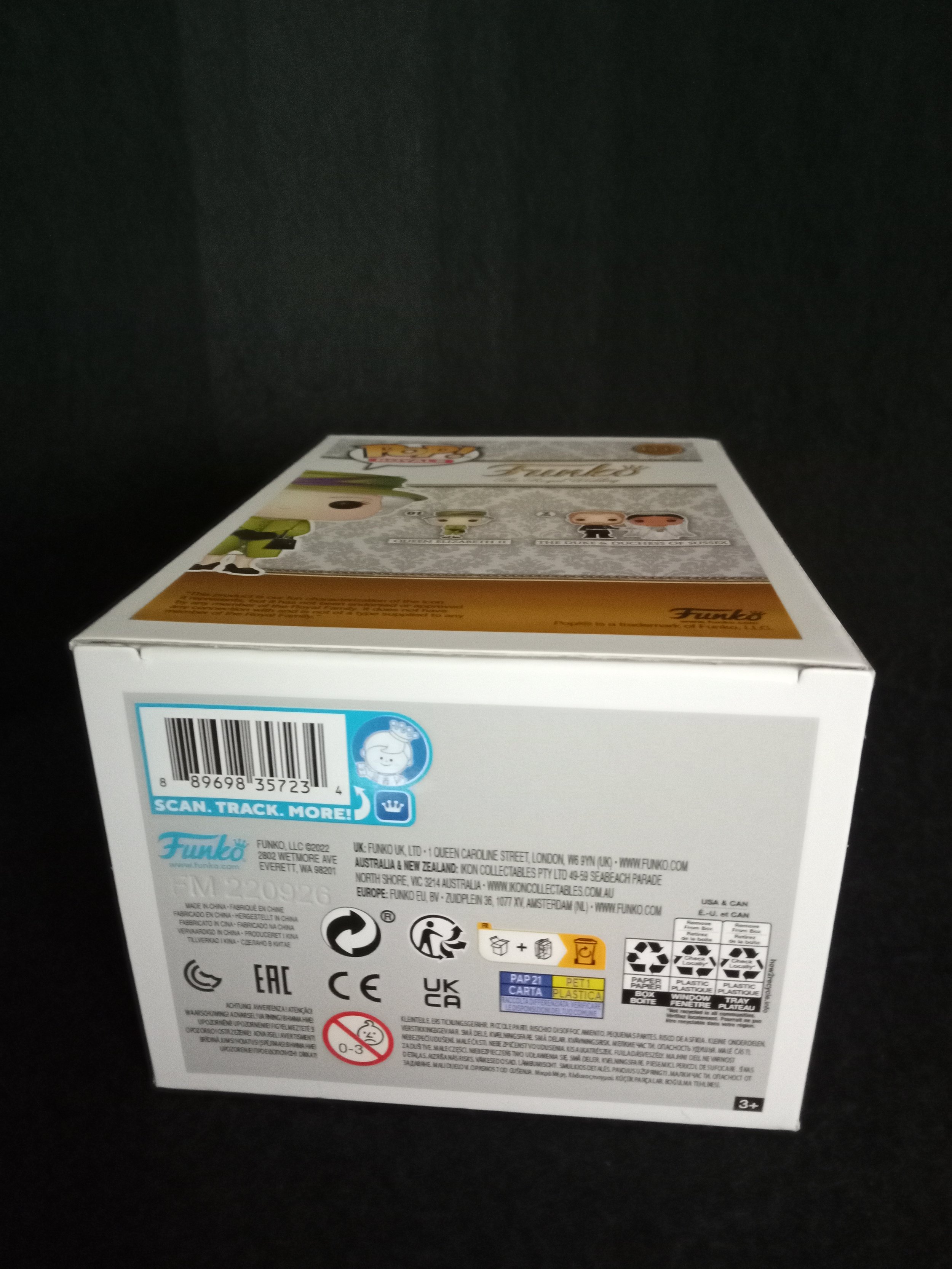 Queen ELizabeth II 01 - 6 - Funko Pop!.jpg