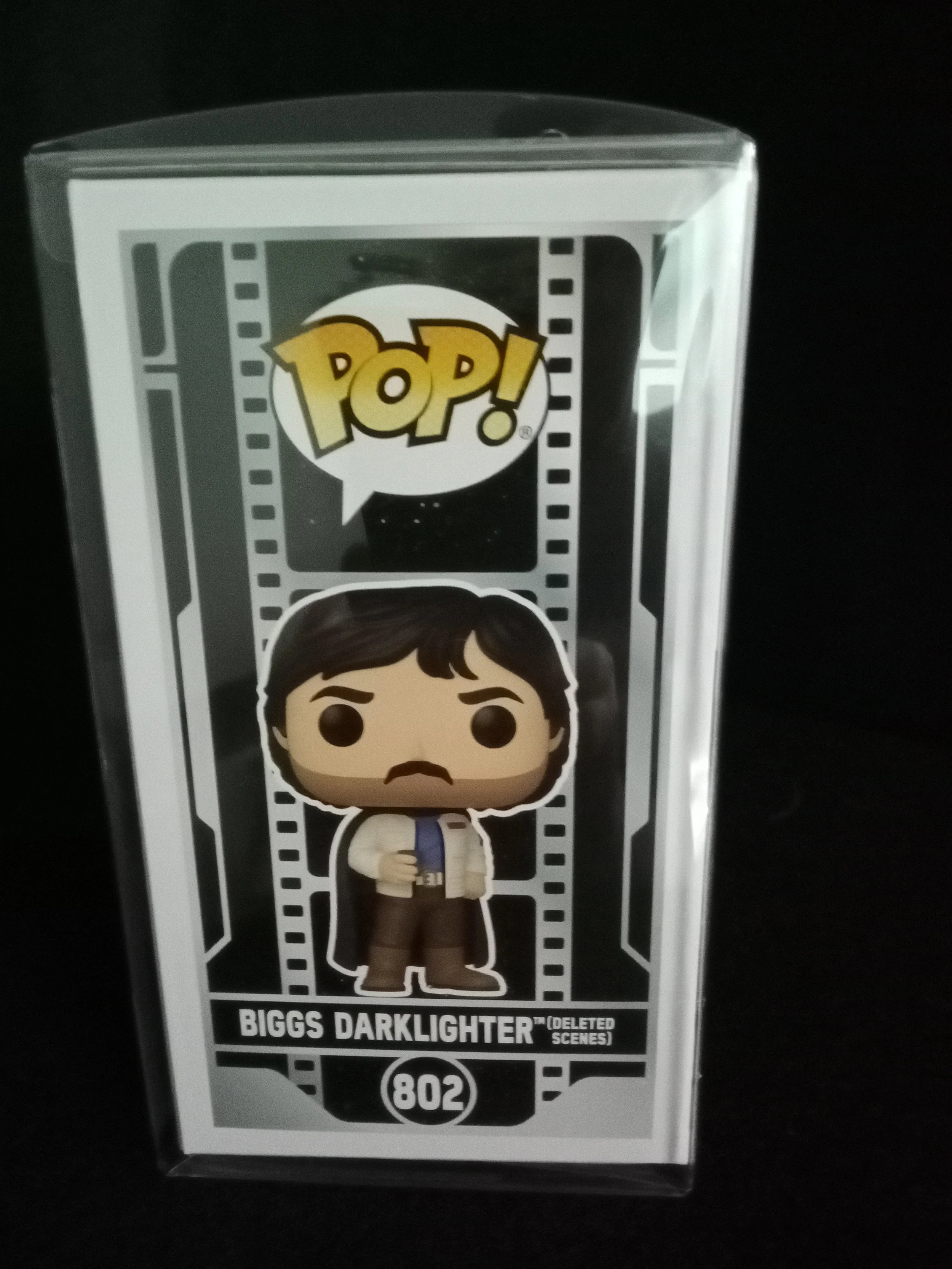 Biggs Darklighter 802 - Right - Funko Pop!.jpg