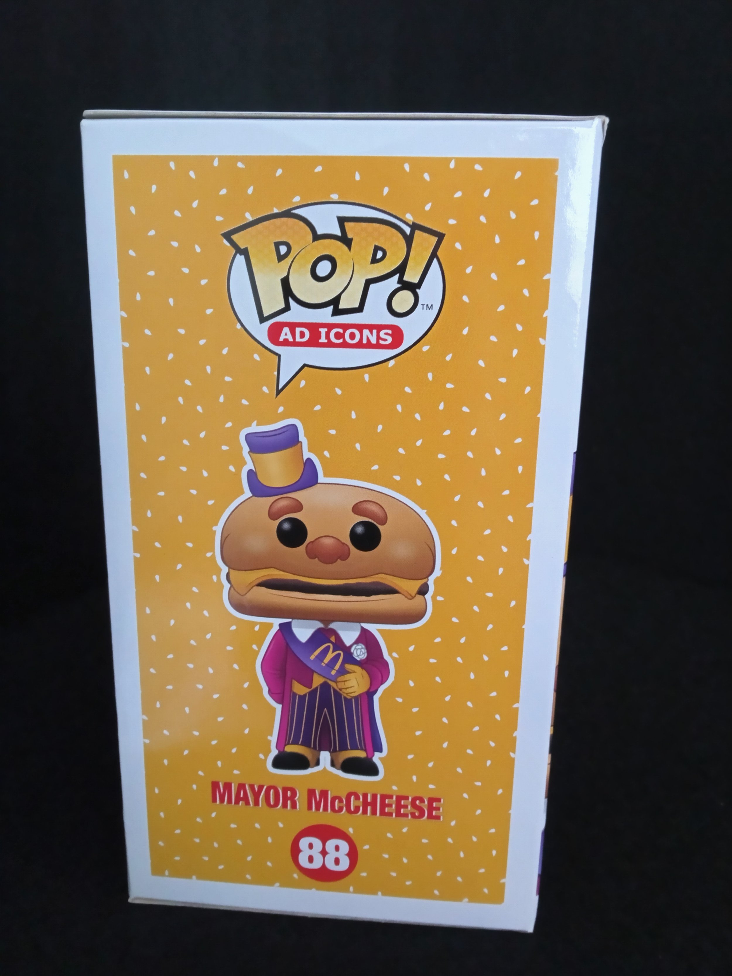 Mayor McCheese 88 - Right - Funko Pop!.jpg