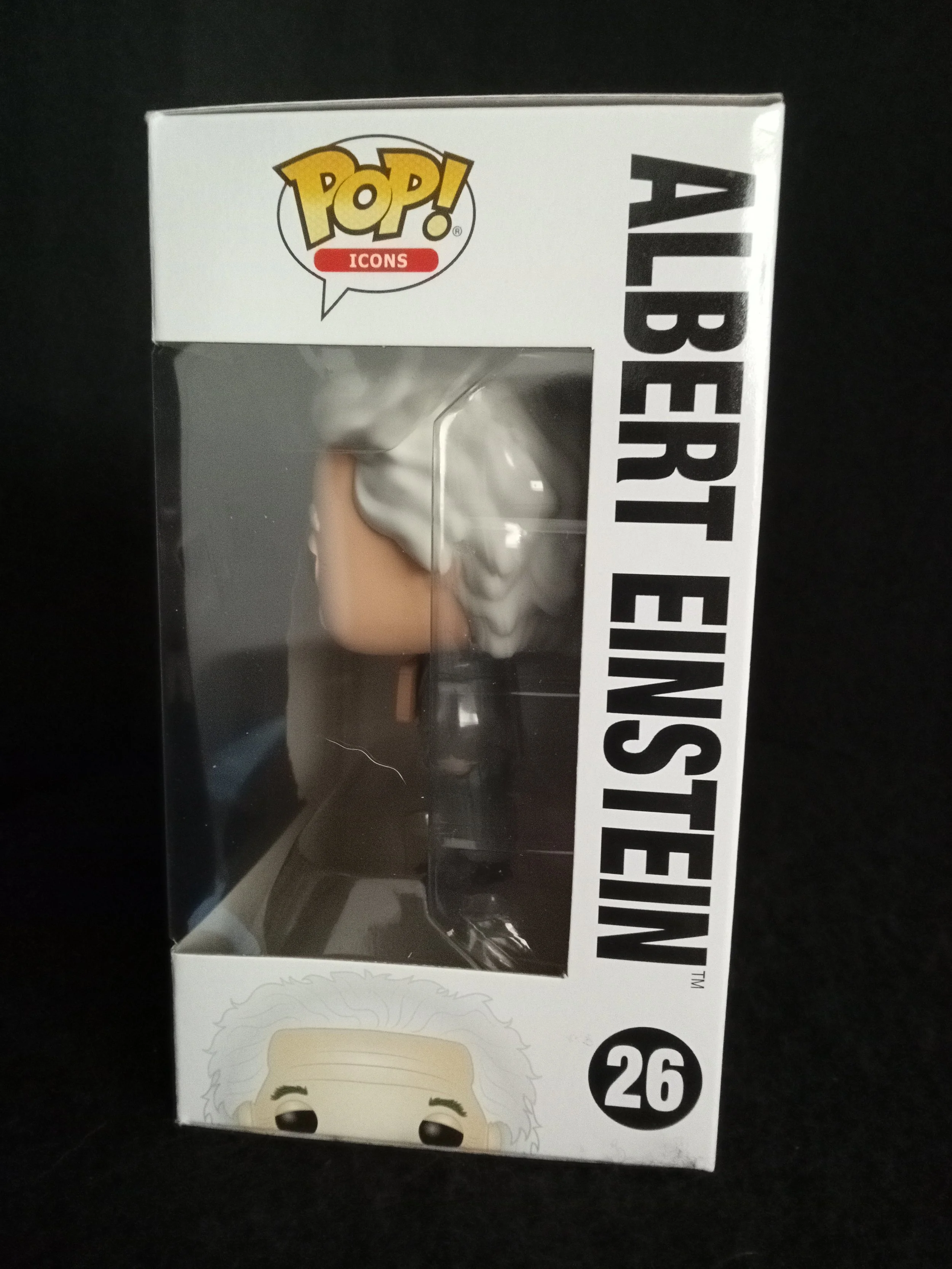 Albert Einstein 26 - 2 - Funko Pop!.jpg