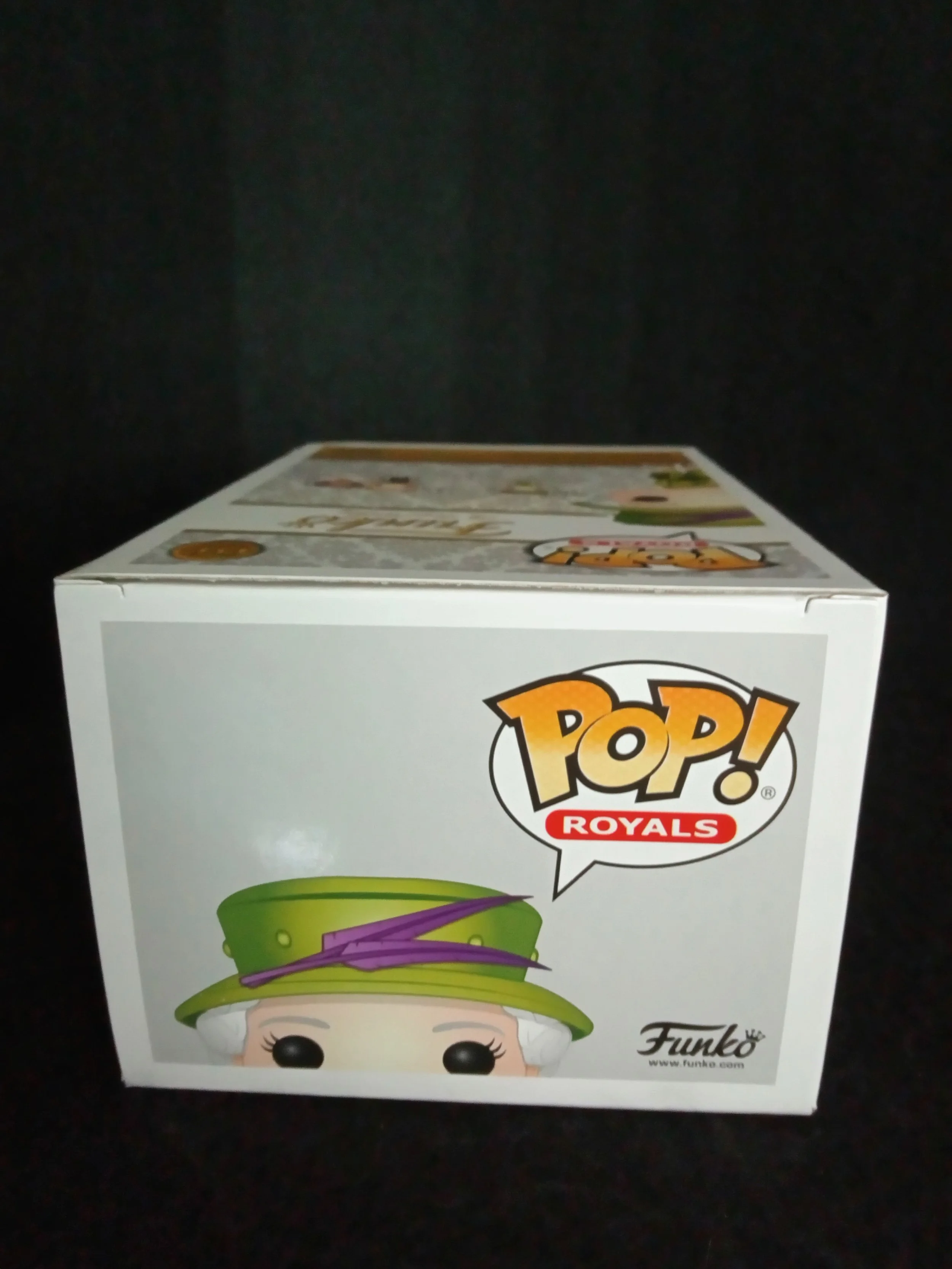 Queen Elizabeth II 01 - 5 - Funko Pop!.jpg