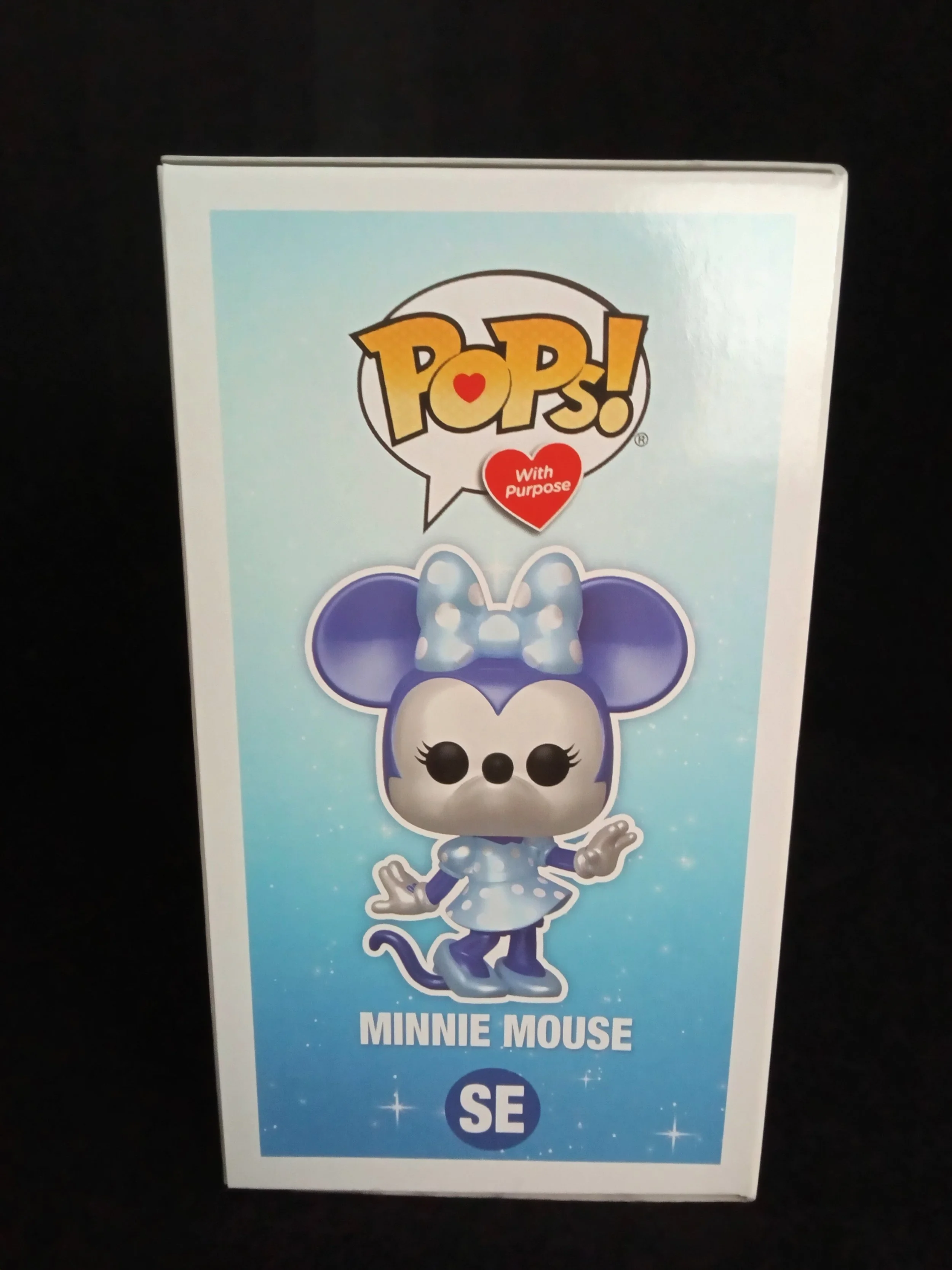 Minnie Mouse - MAW - Right - Funko Pop!.jpg