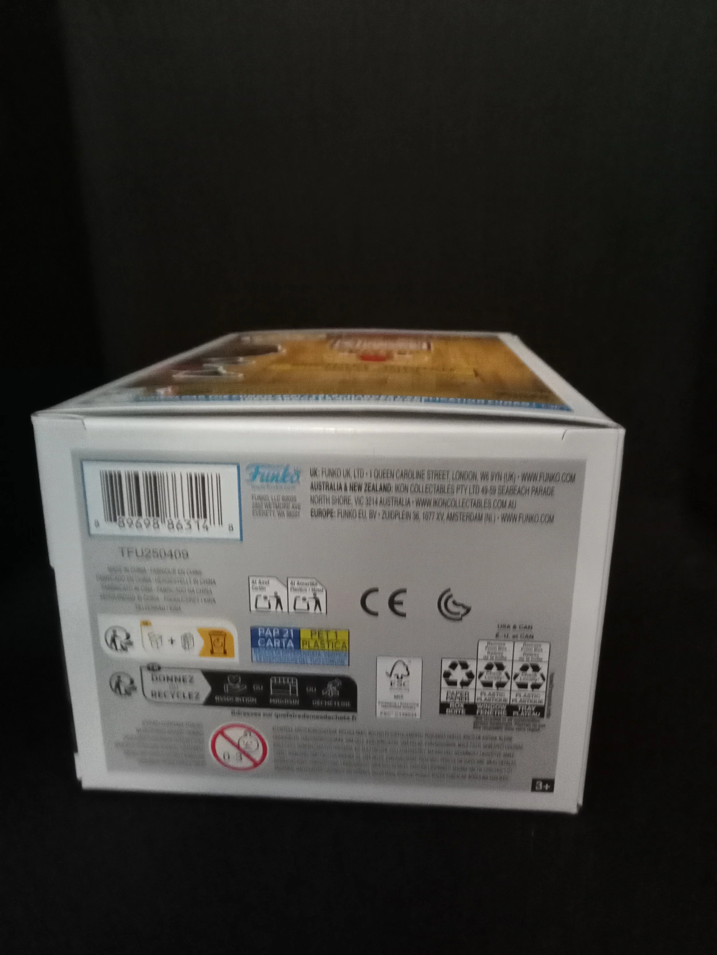 Michael Jordan 206 Bottom.jpg