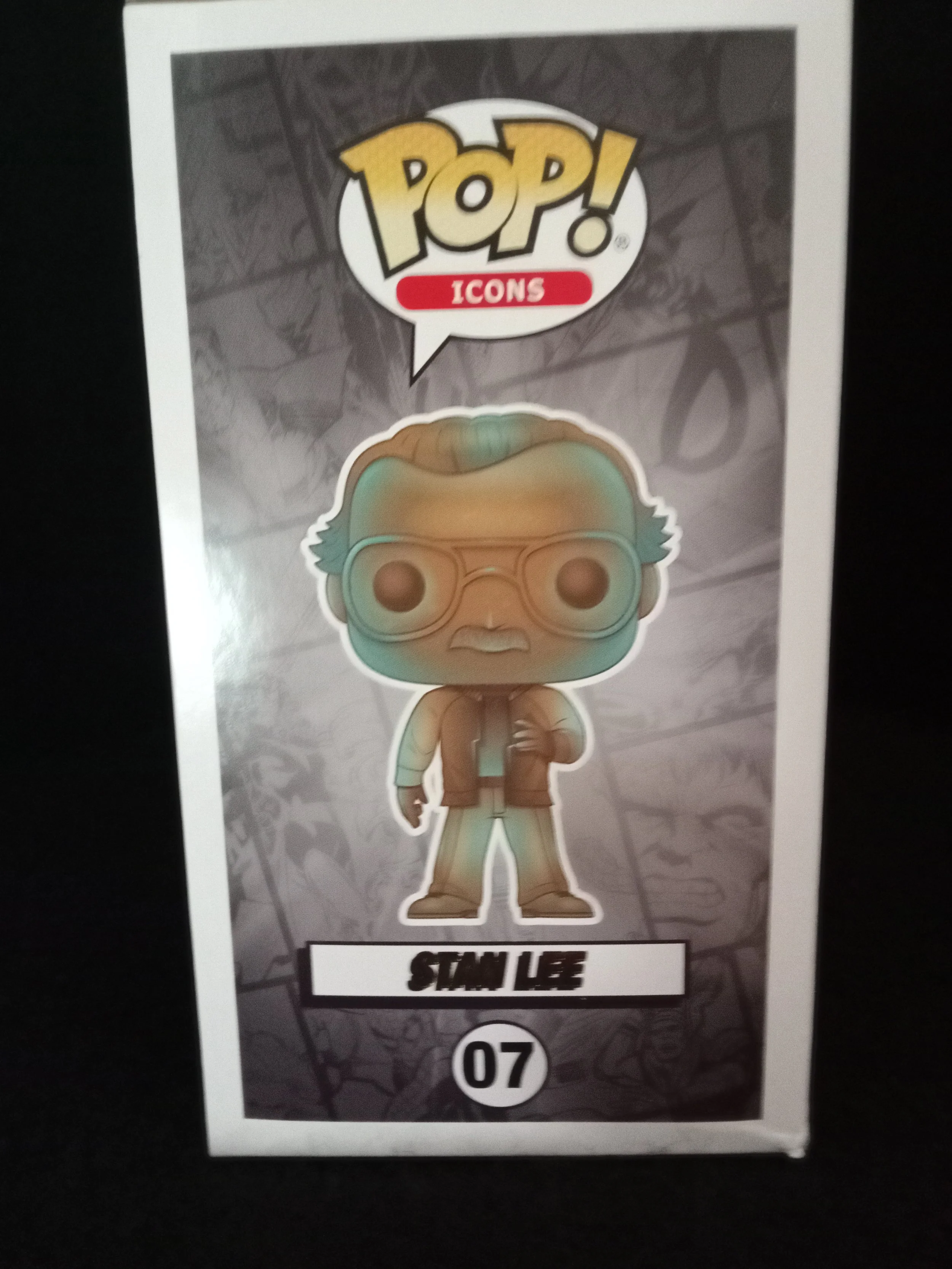 Stan Lee 07 - Right - Funko Pop!.jpg
