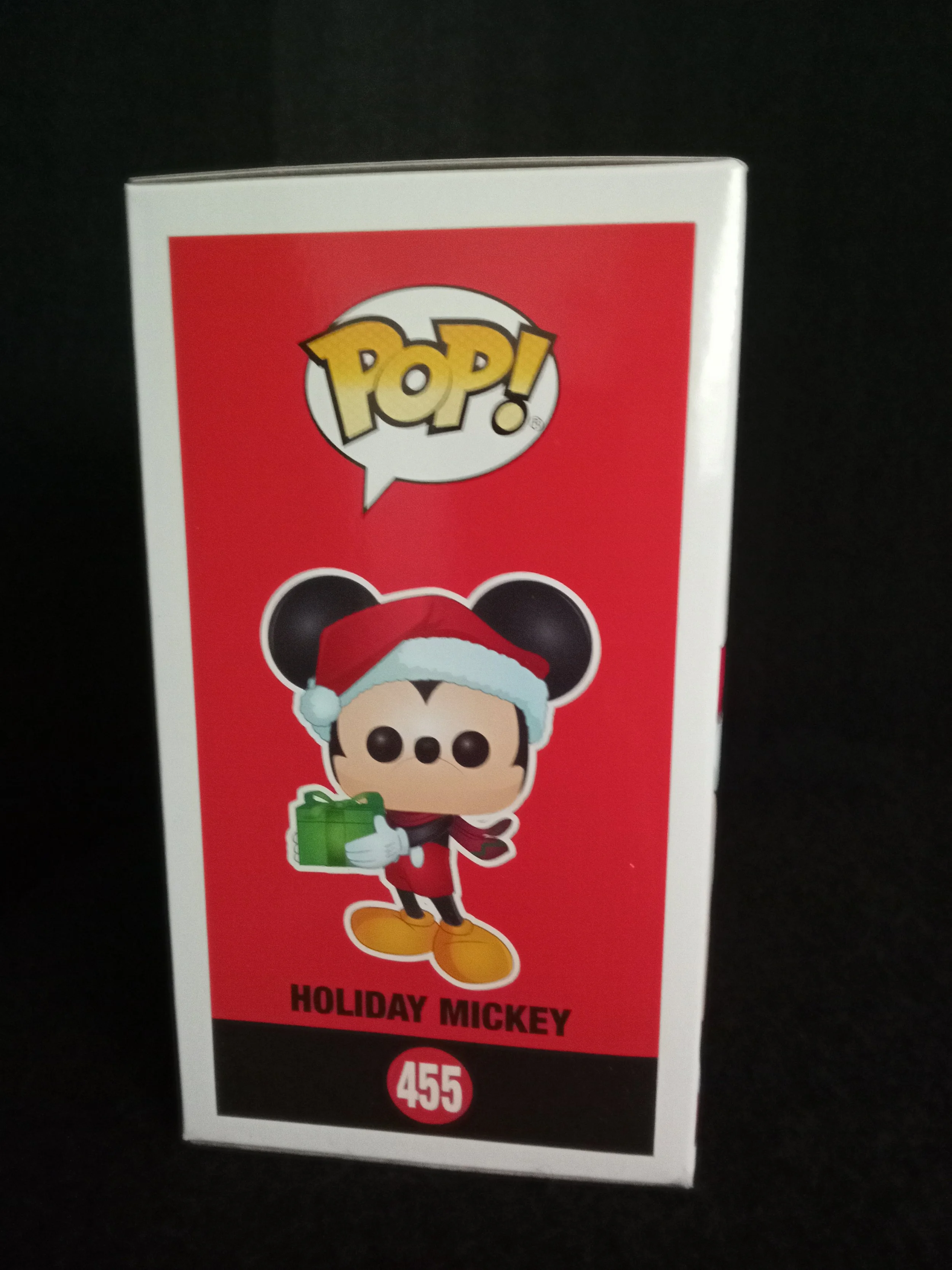 Holiday Mickey 455 - Right - Funko Pop!.jpg