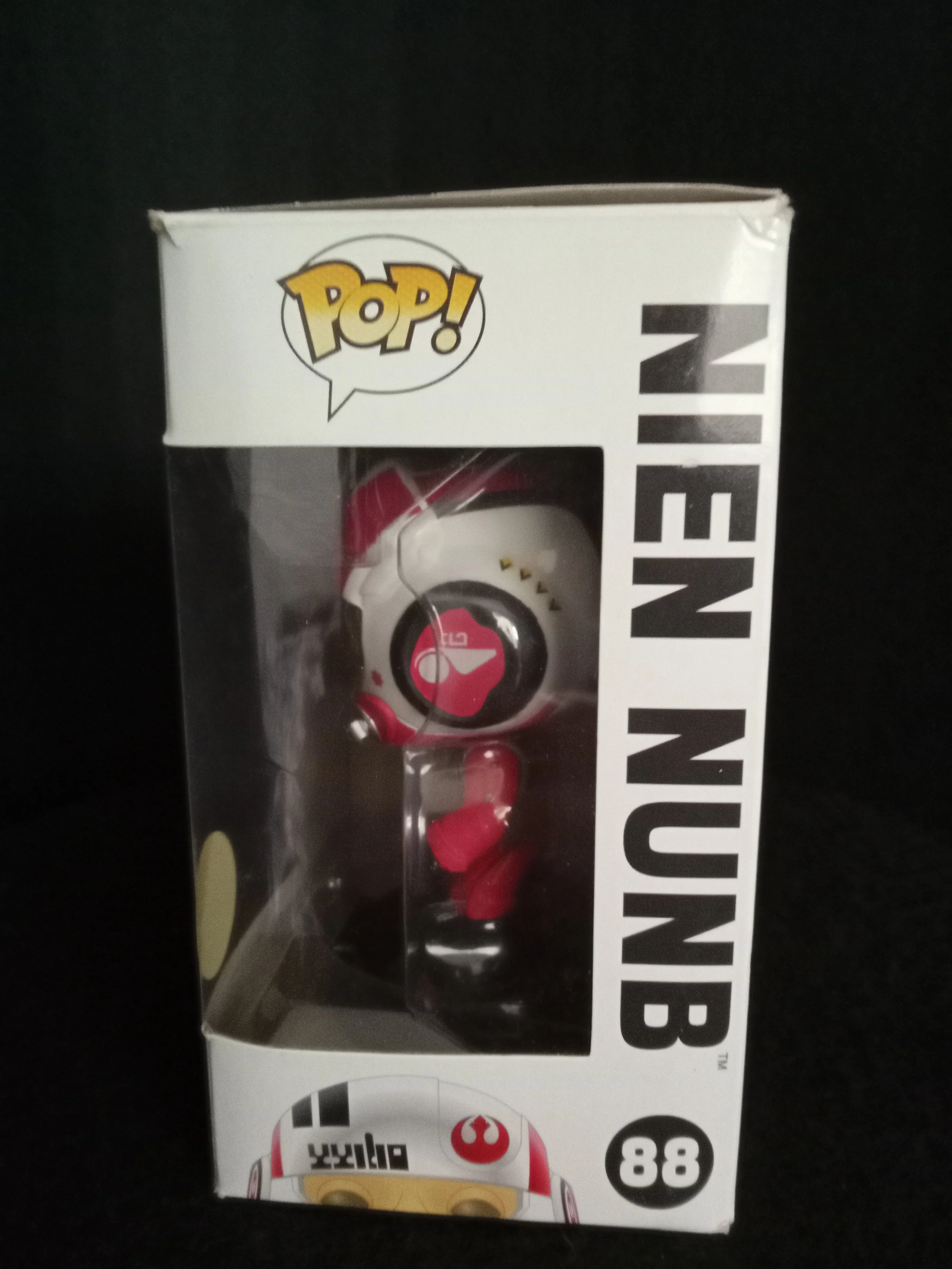 Nien Nunb 88 - 2 - Funko Pop!.jpg