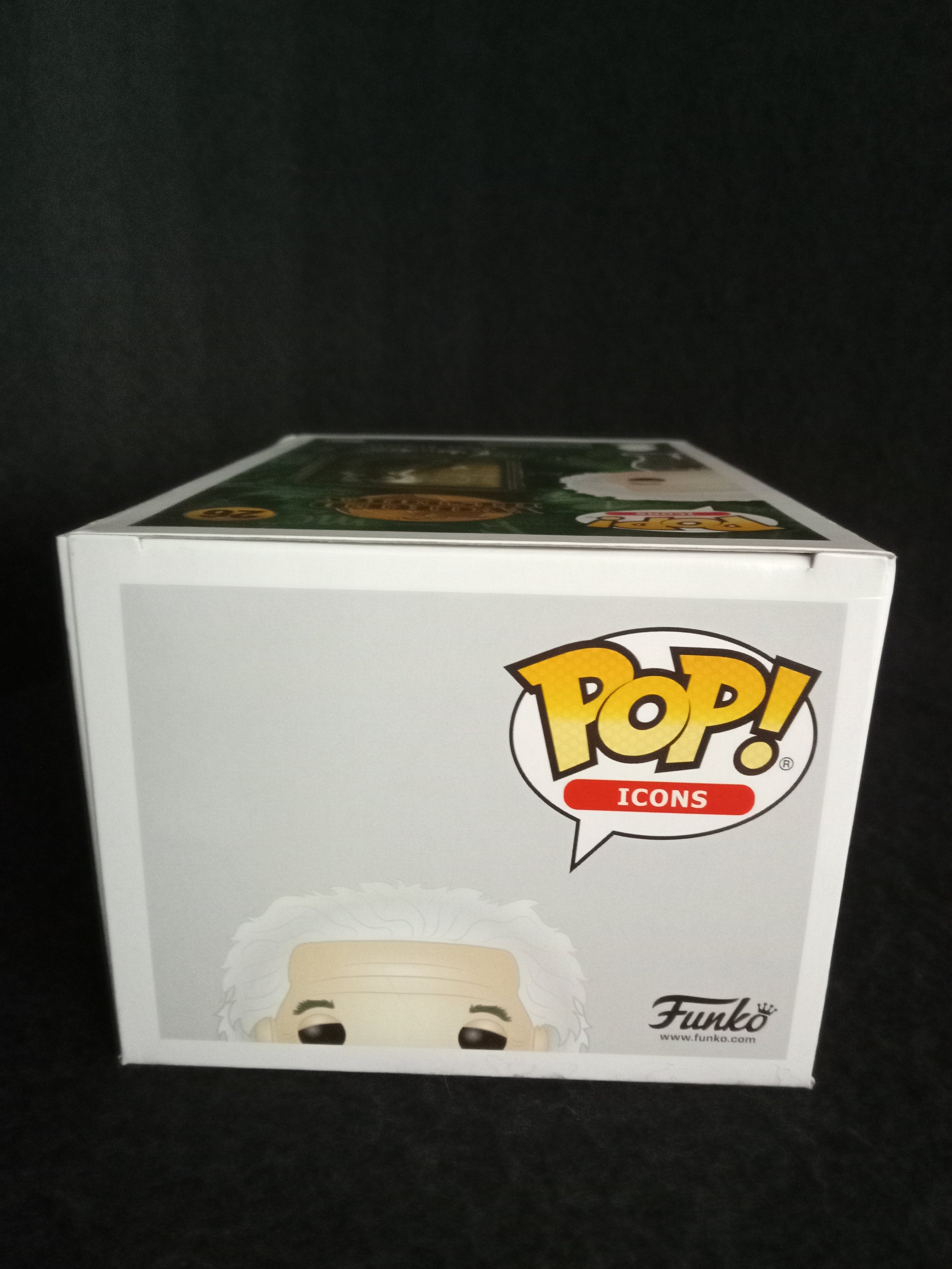Albert Einstein 26 - 5 - Funko Pop!.jpg