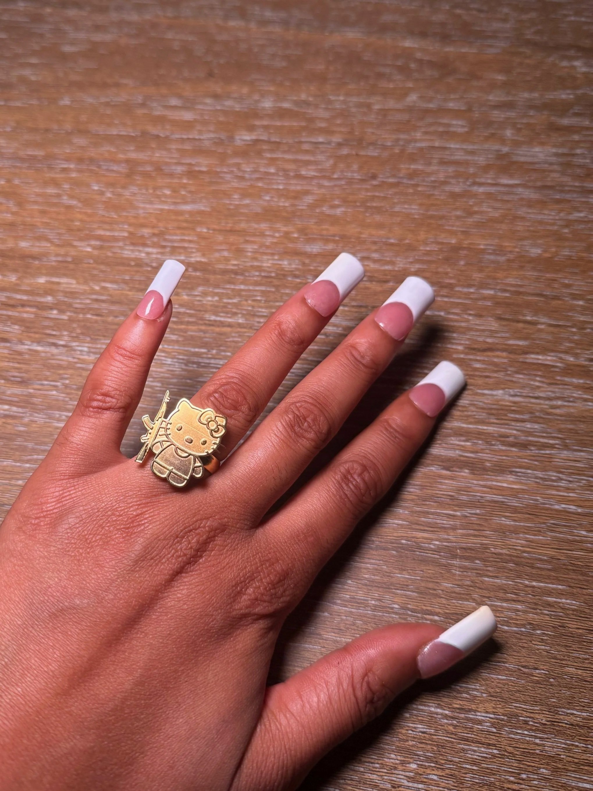 hello+kitty+gun+ring.jpg