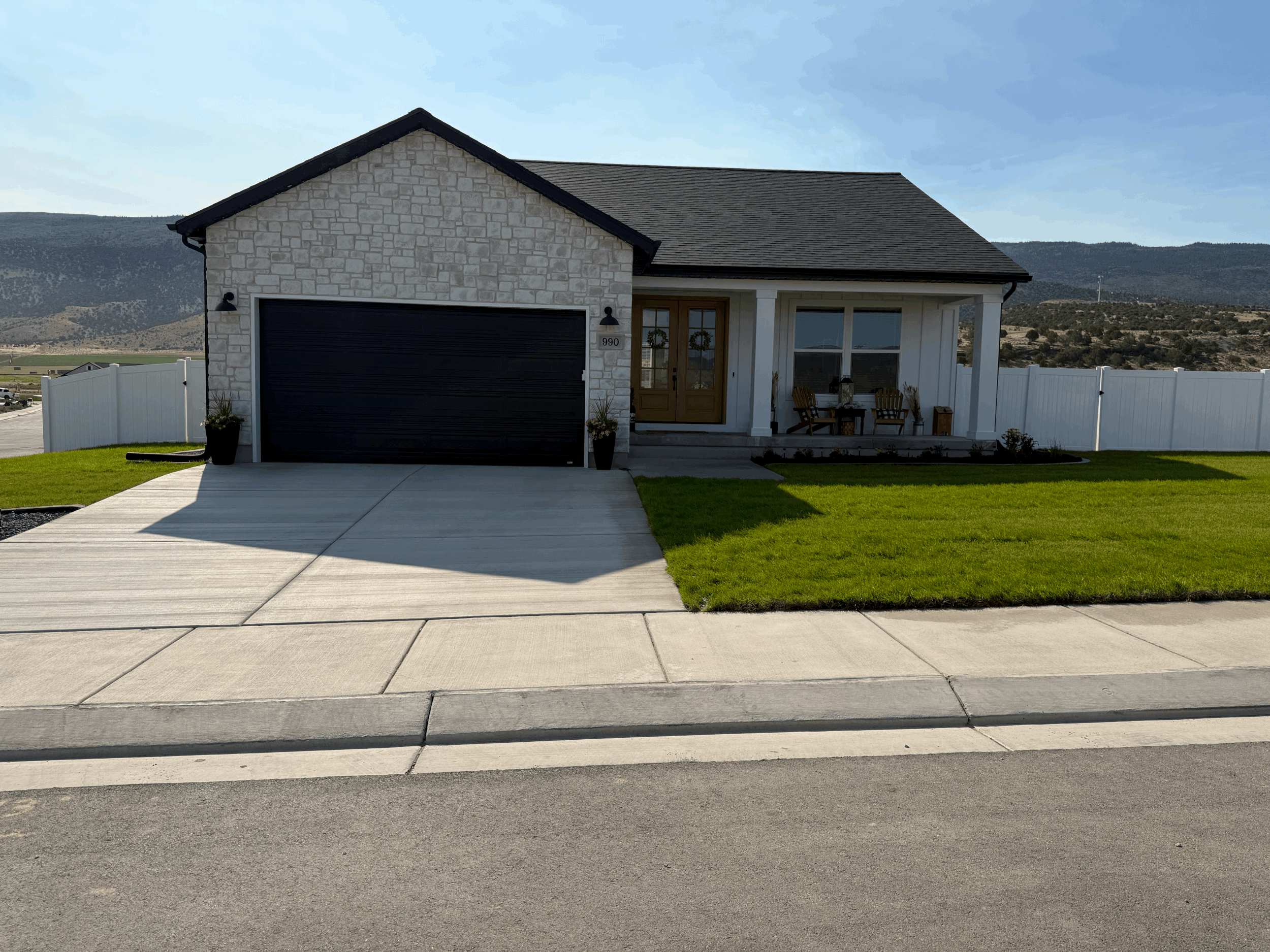 How can I schedule a tour of Manti Temple View Estates?