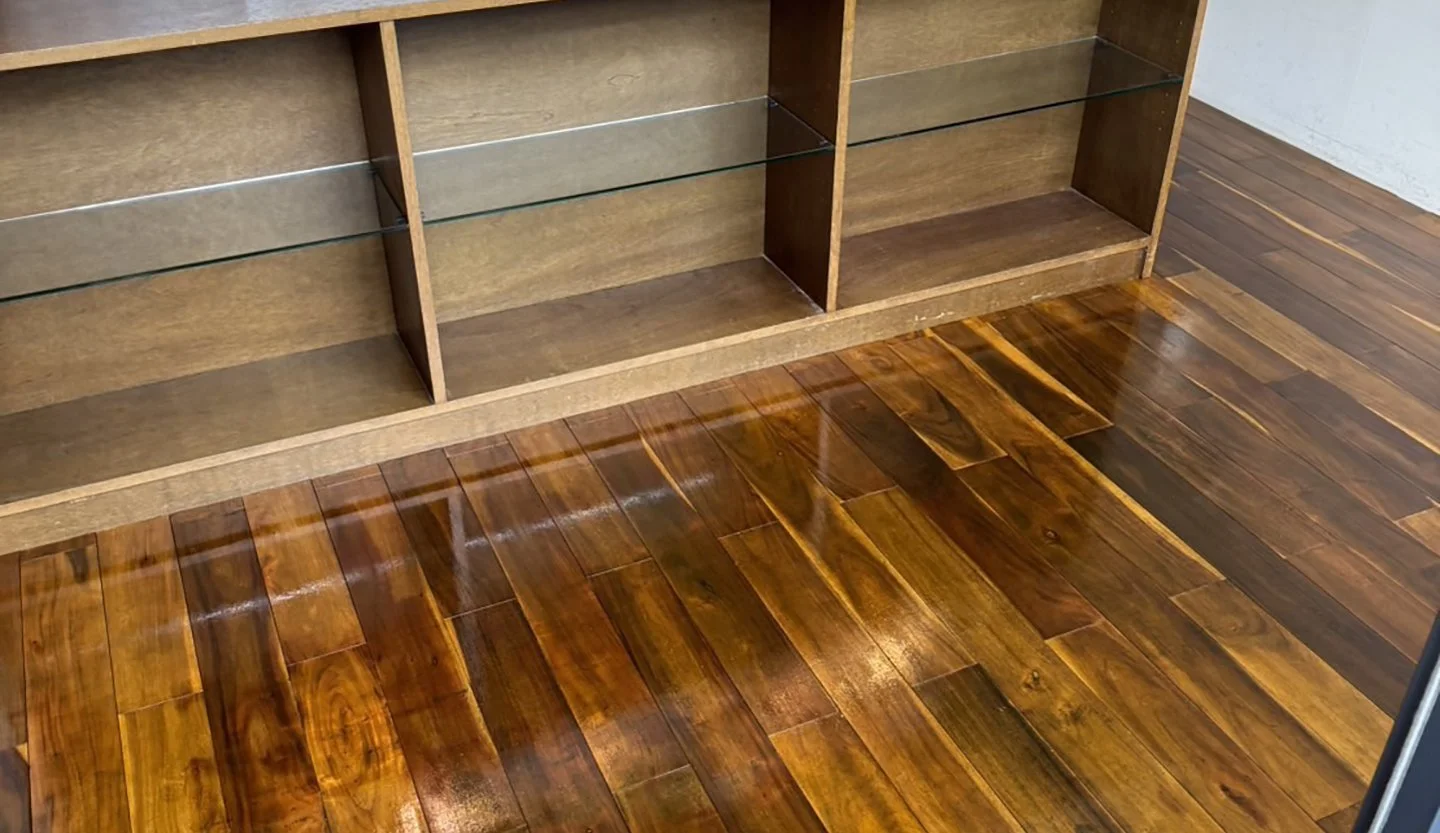 神戸市灘区　無垢フローリング　リフレッシュ塗装工事♪