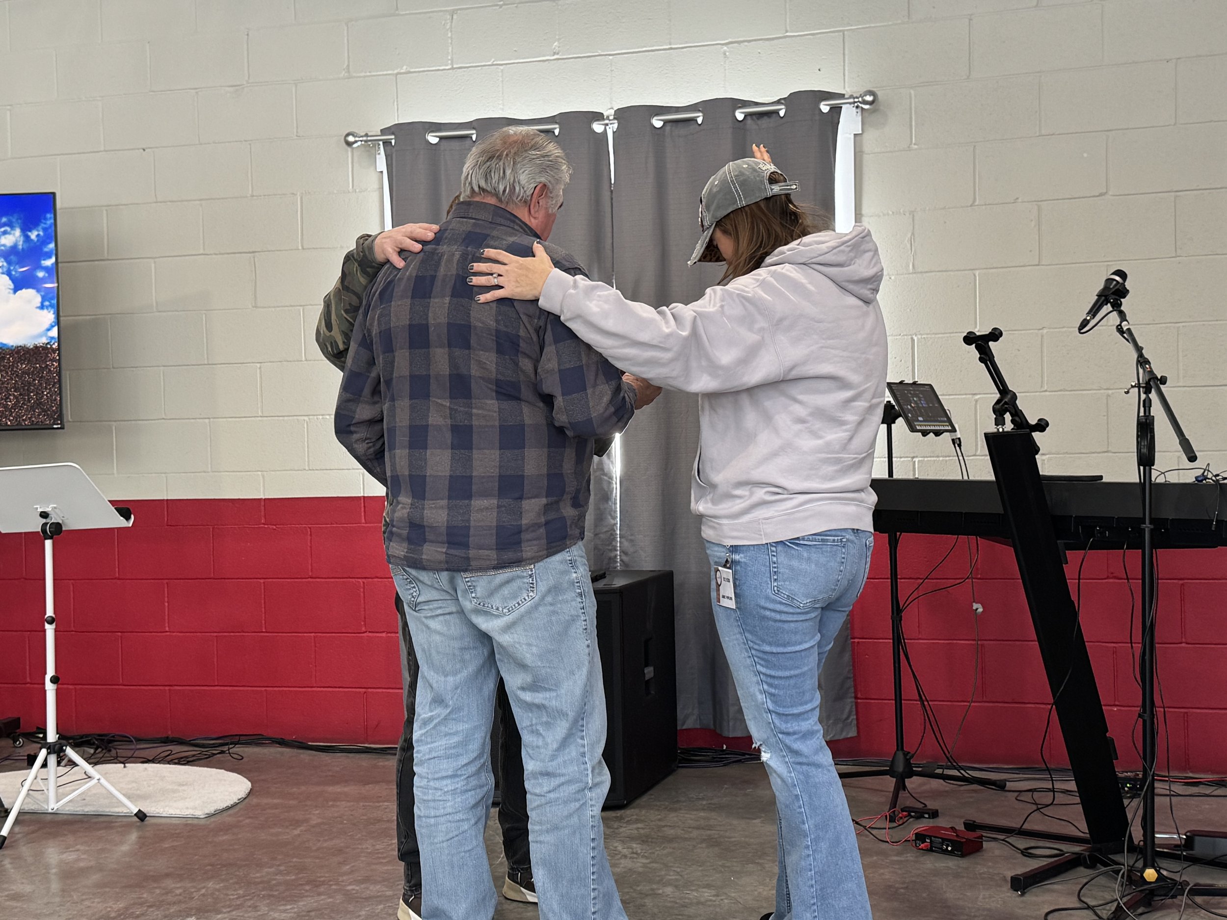 Prayer at 12:2 Fellowship in Mountain View, AR