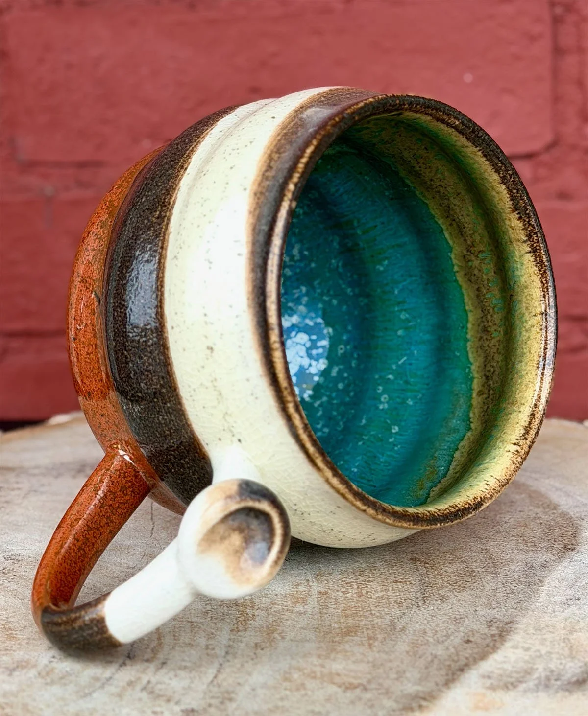 mug009-e.jpg
