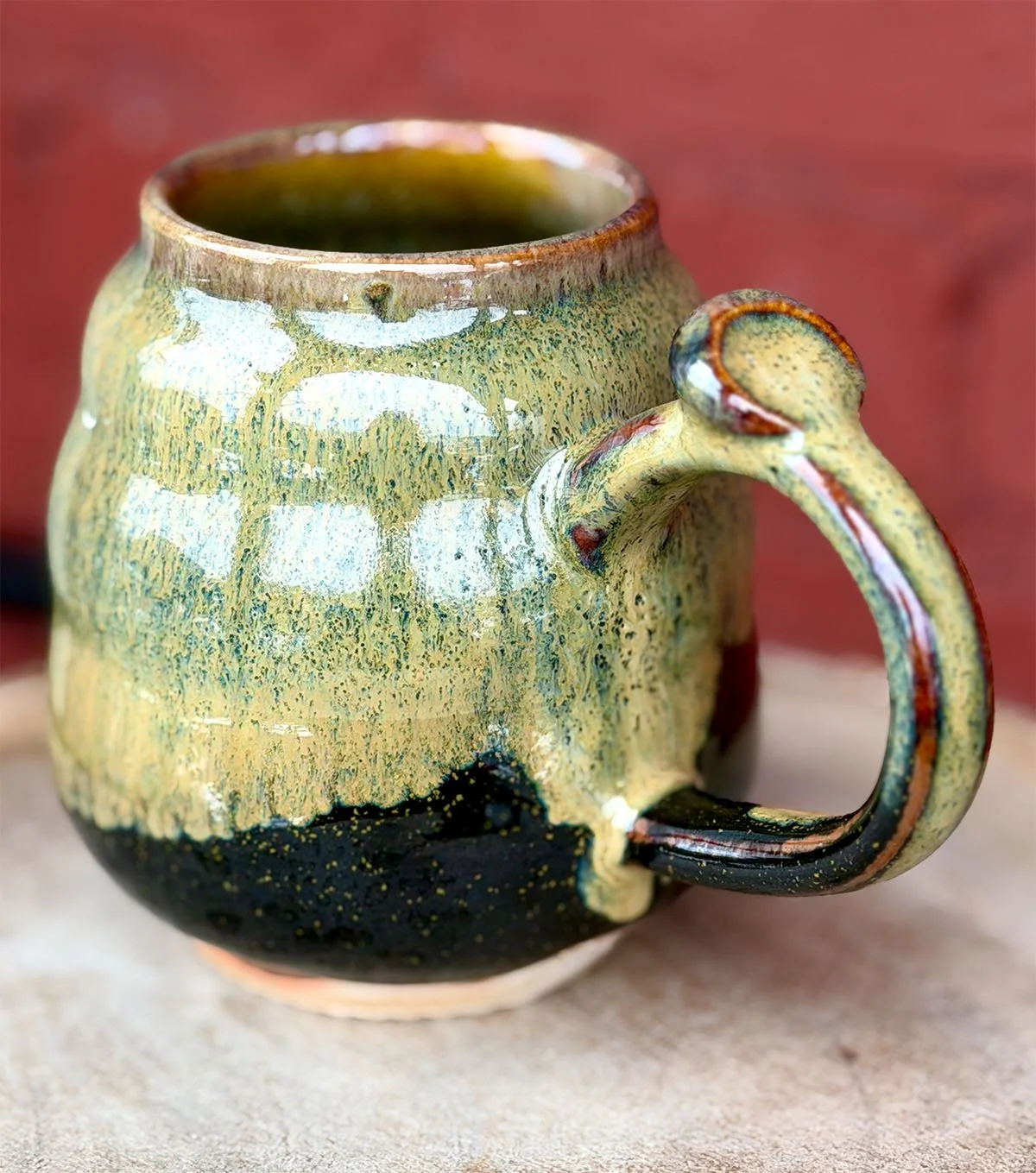 mug005-b.jpg