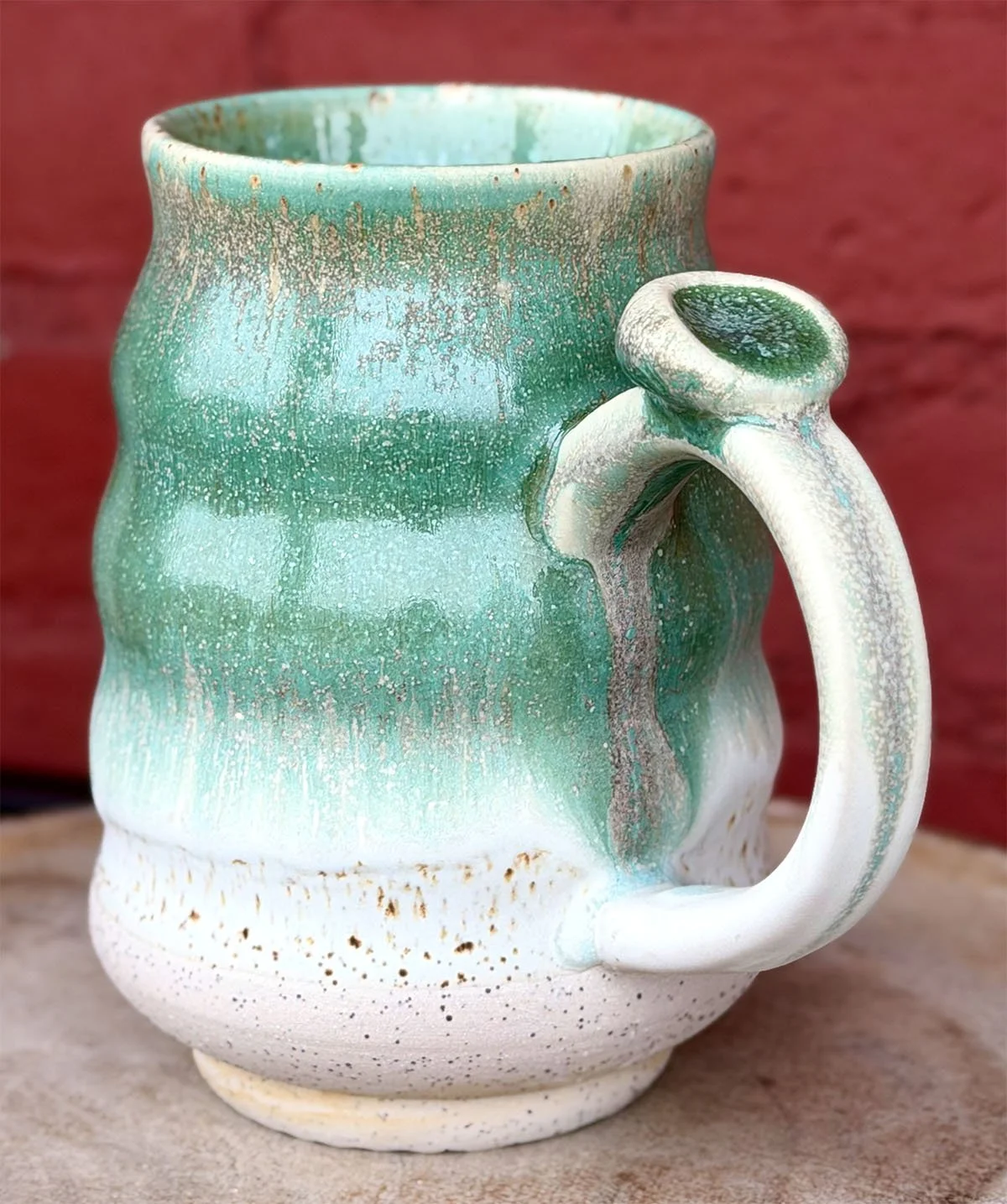 mug008-c.jpg