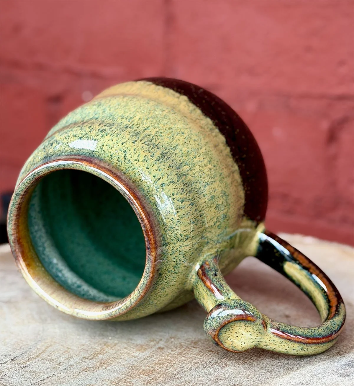 mug005-g.jpg