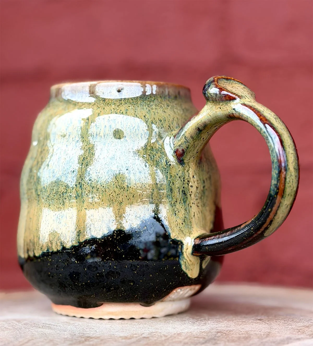 mug005-c.jpg
