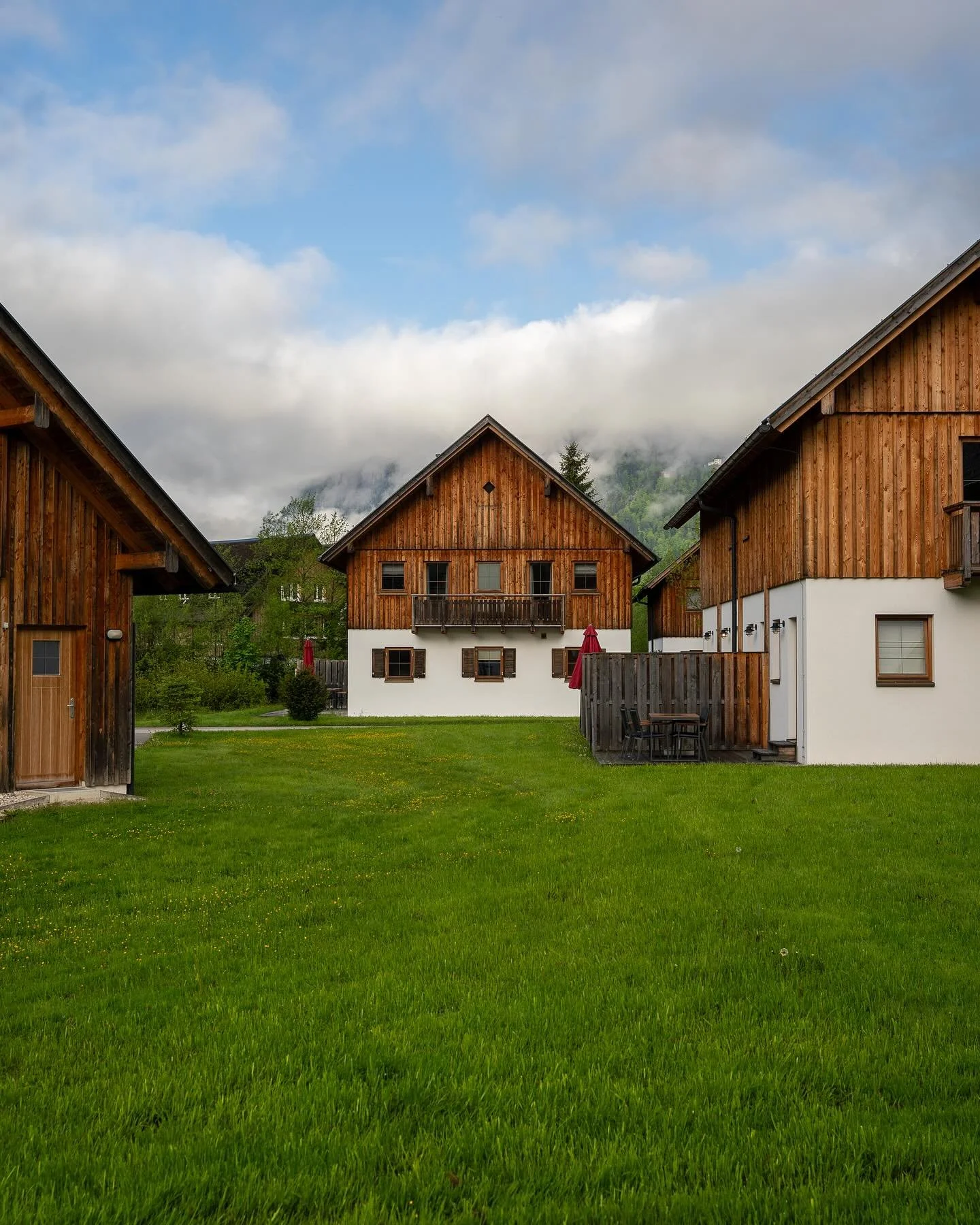 In honor of us returning to Austria this summer 👀 

I don&rsquo;t think we&rsquo;ll get to go back to the alps this go around so here&rsquo;s me reminiscing to last year and hoping one day I&rsquo;ll get to experience a morning like this again!! It 