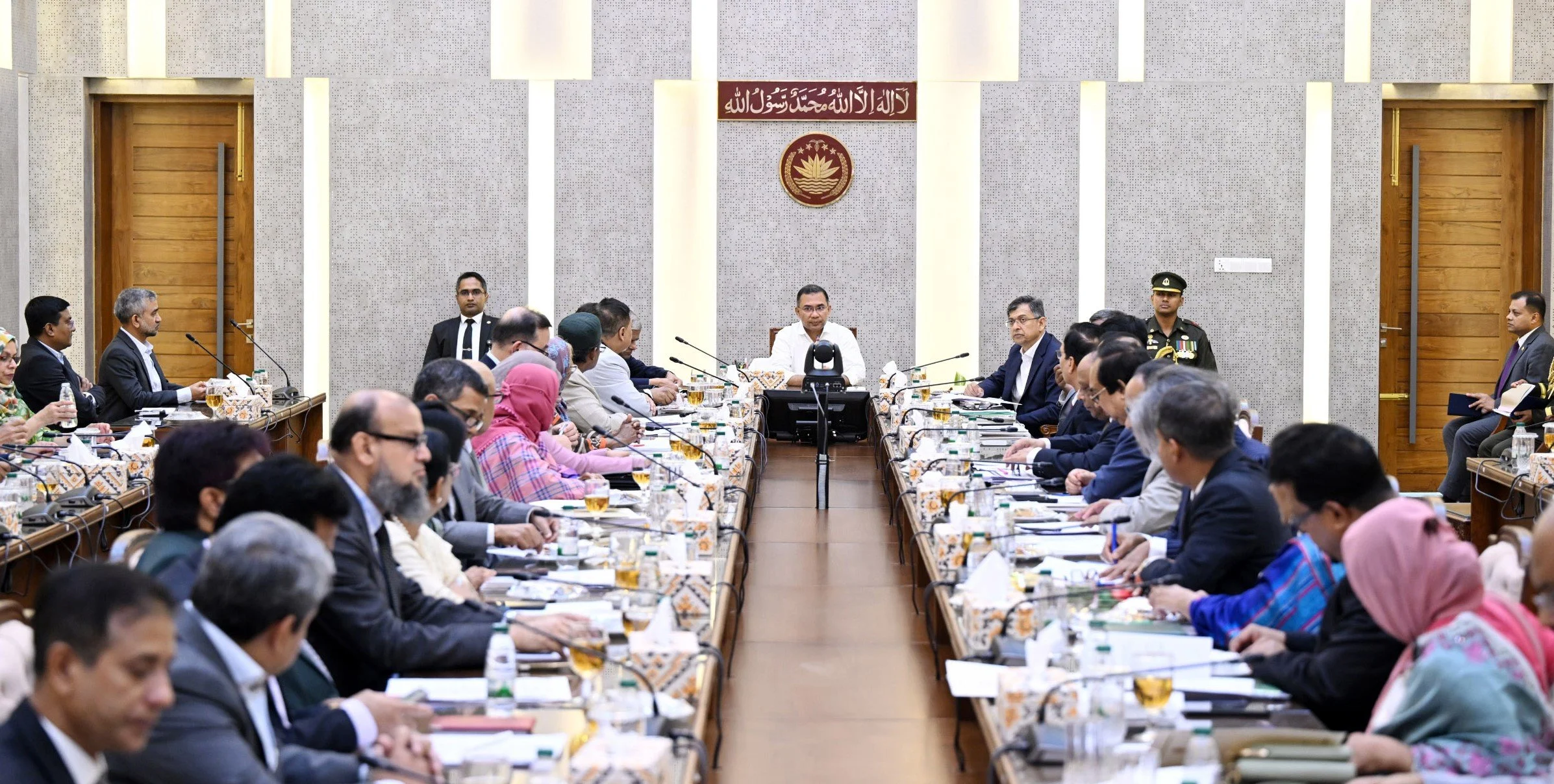 প্রথম মন্ত্রিসভা বৈঠকে তিন অগ্রাধিকার ঠিক করল তারেক সরকার