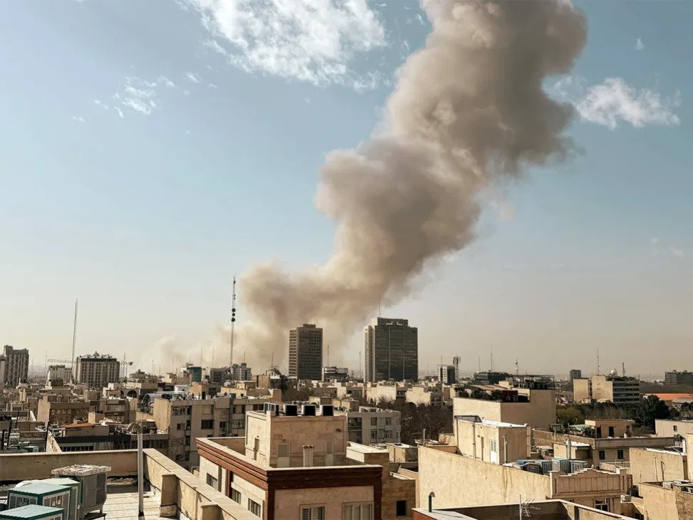 অপারেশন এপিক ফিউরি: কূটনীতির মৃত্যু ও মধ্যপ্রাচ্যে যুদ্ধের নতুন সূচনা