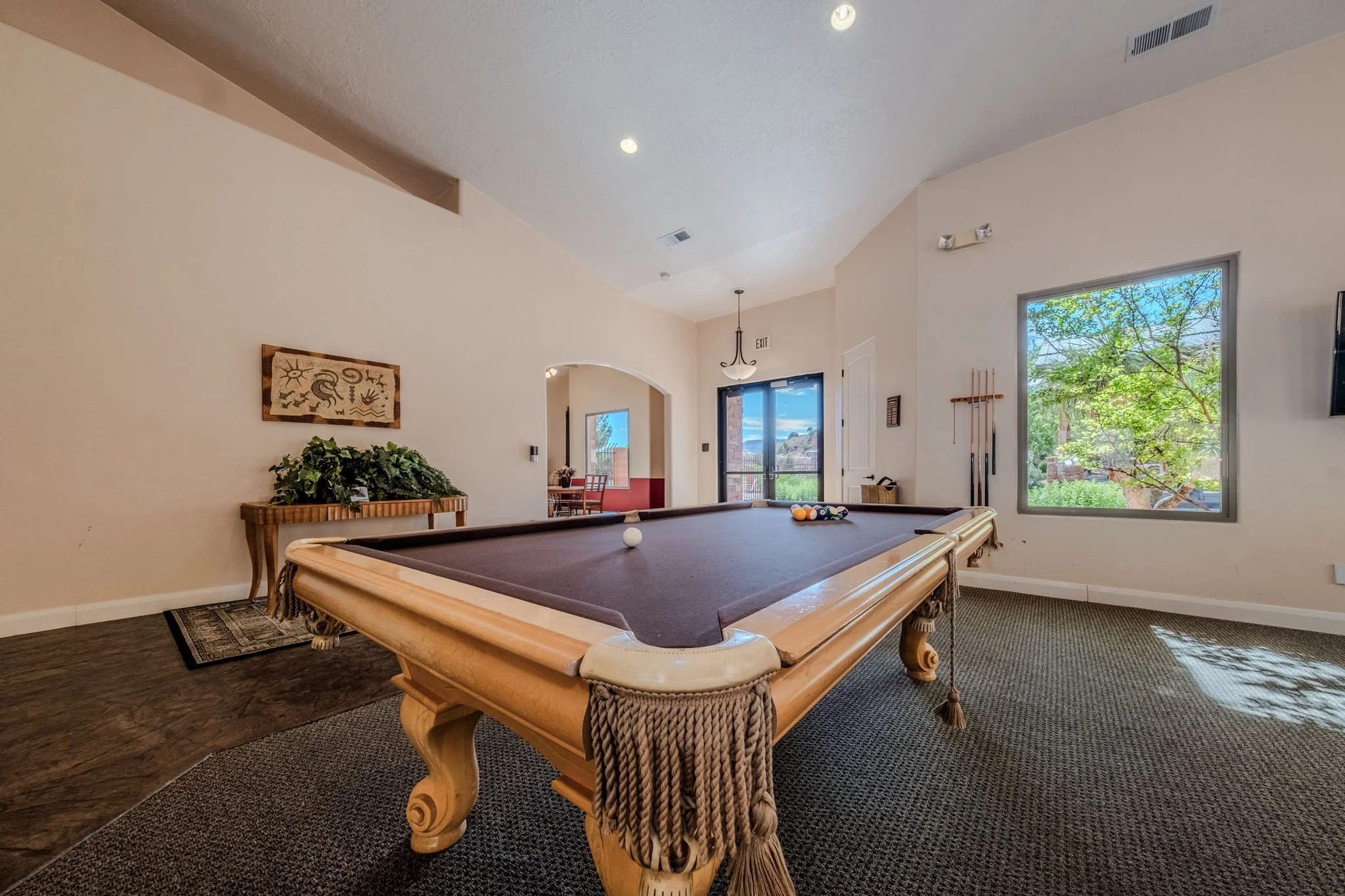 77-web-or-mls-TheOakGrove-VIMAProductions-133.jpg