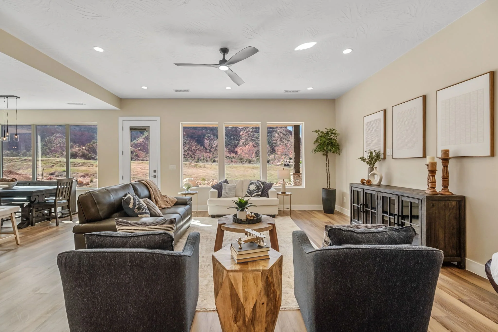5-web-or-mls-596Rainmaker-AQC-5.jpg