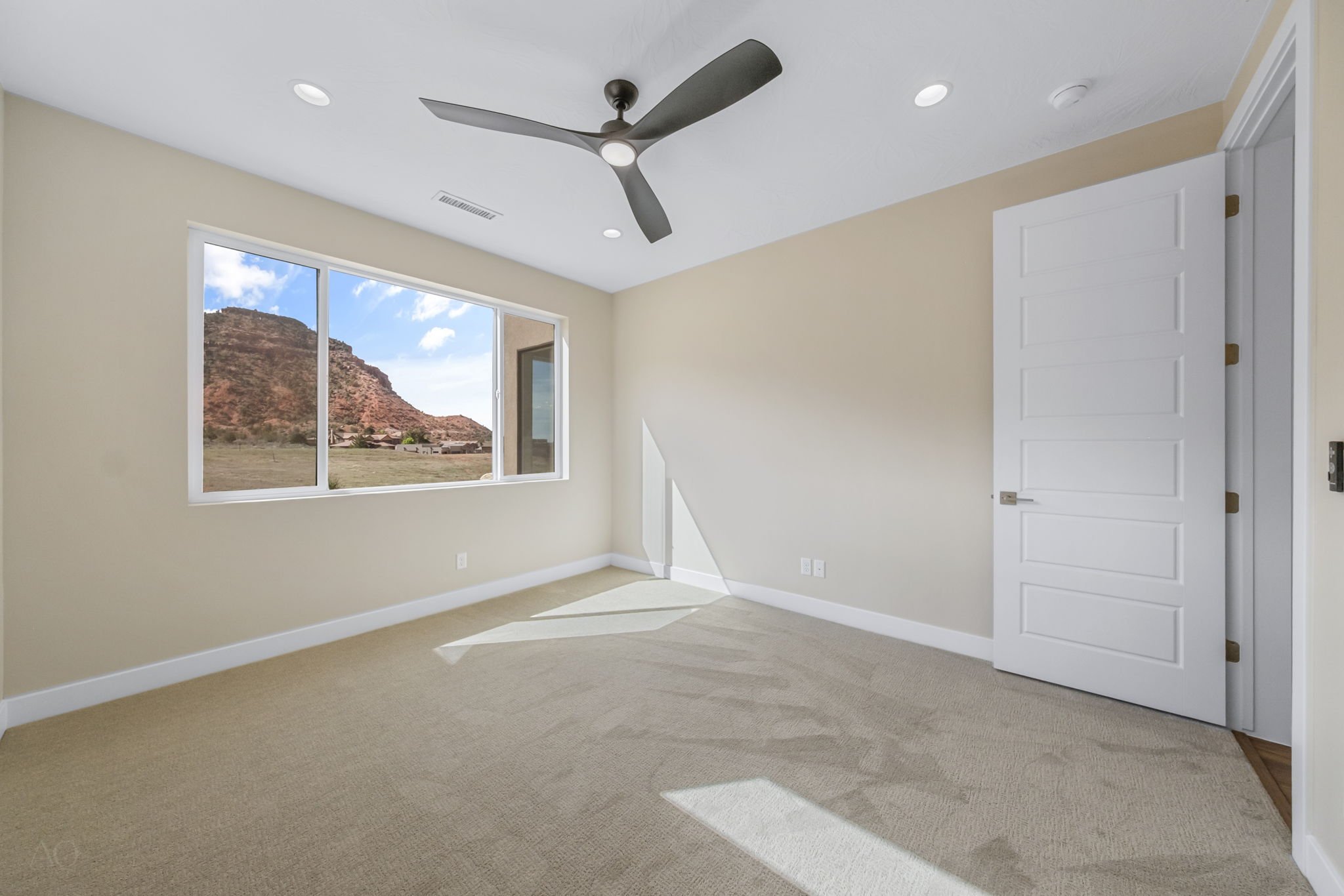 35-web-or-mls-596Rainmaker-AQC-35.jpg